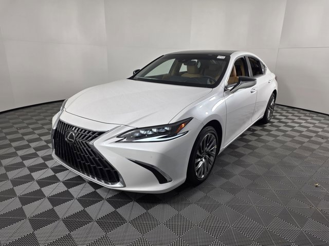 2025 Lexus ES 350 Ultra Luxury's photo