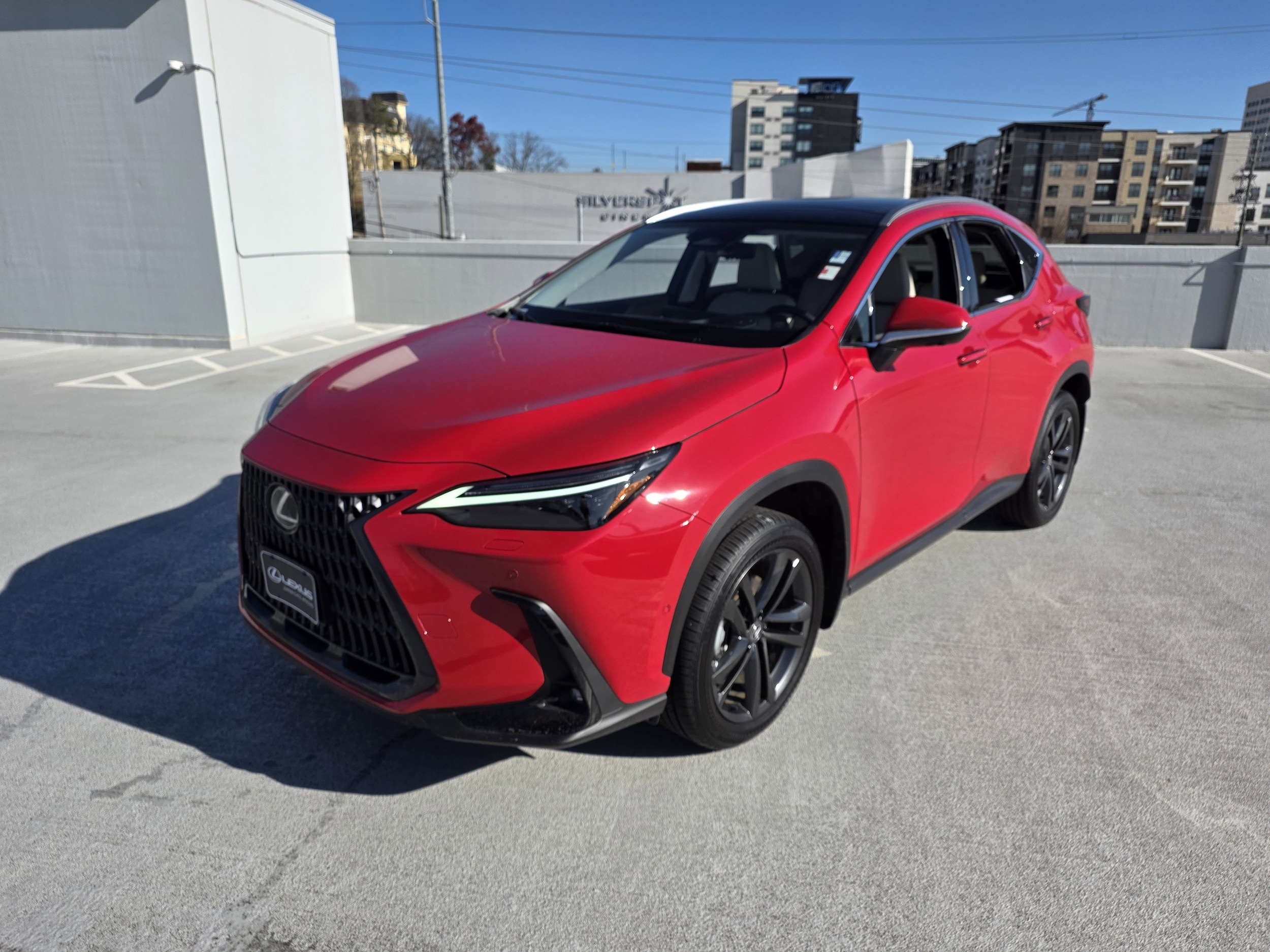 2025 Lexus NX PHEV 450h+'s photo