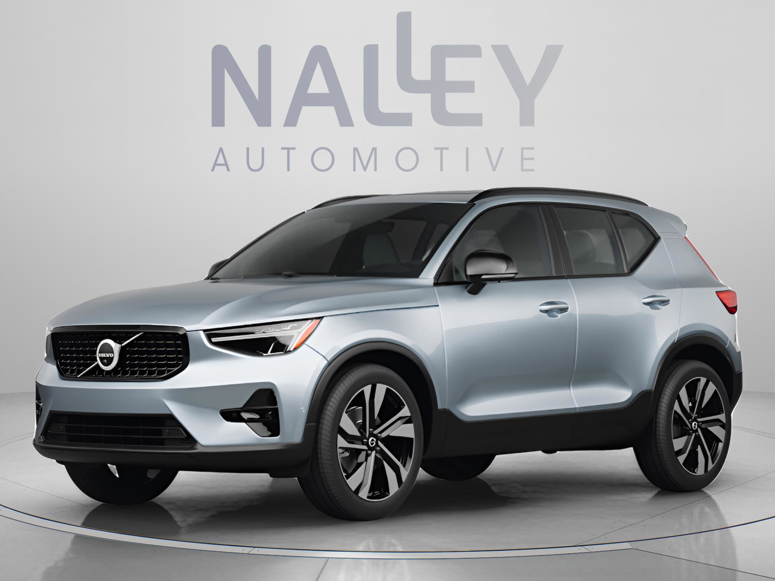2025 Volvo XC40 B5 Ultra Bright AWD's photo