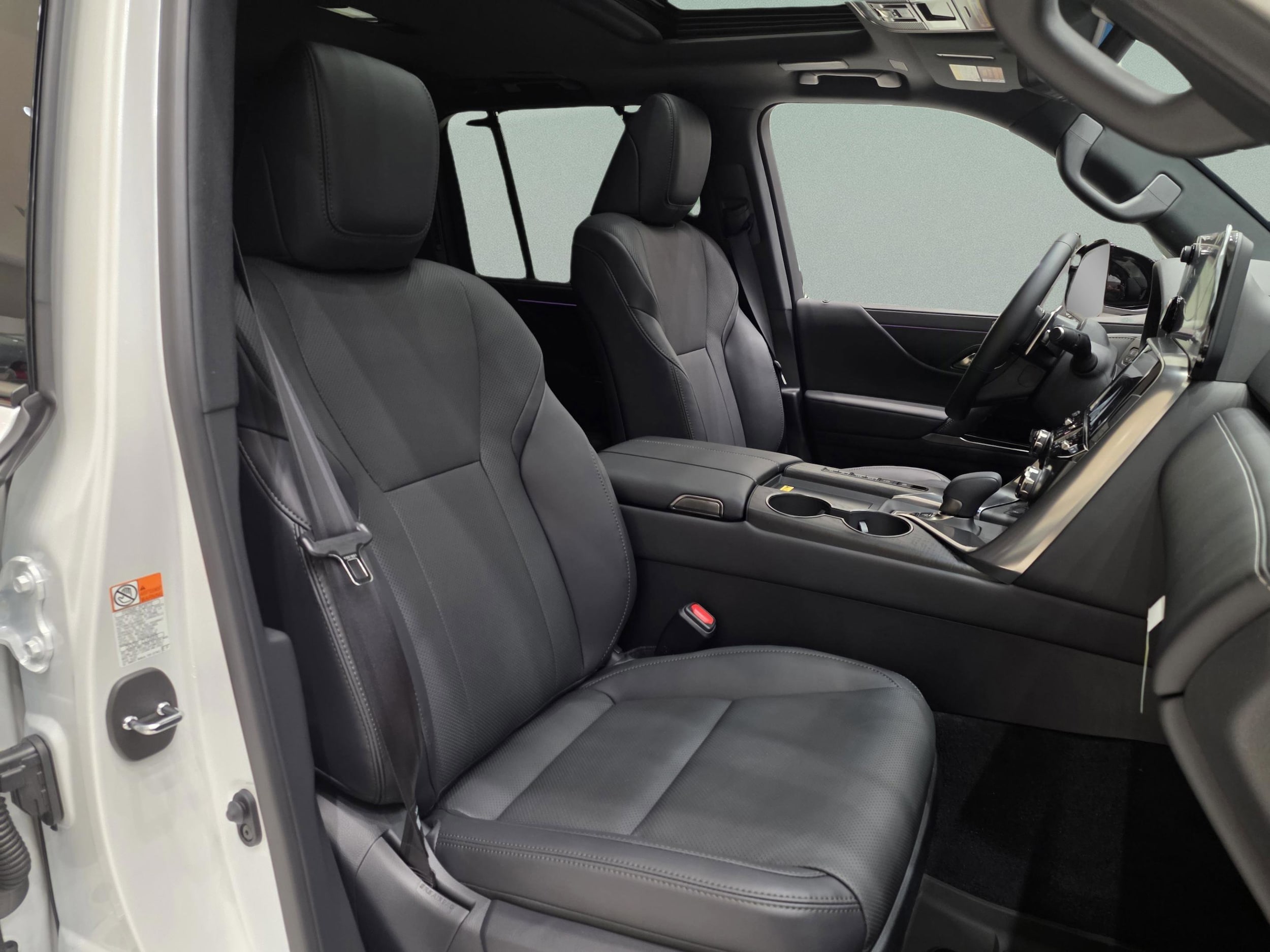 2026 Lexus LX 700h Overtrail - Photo 27