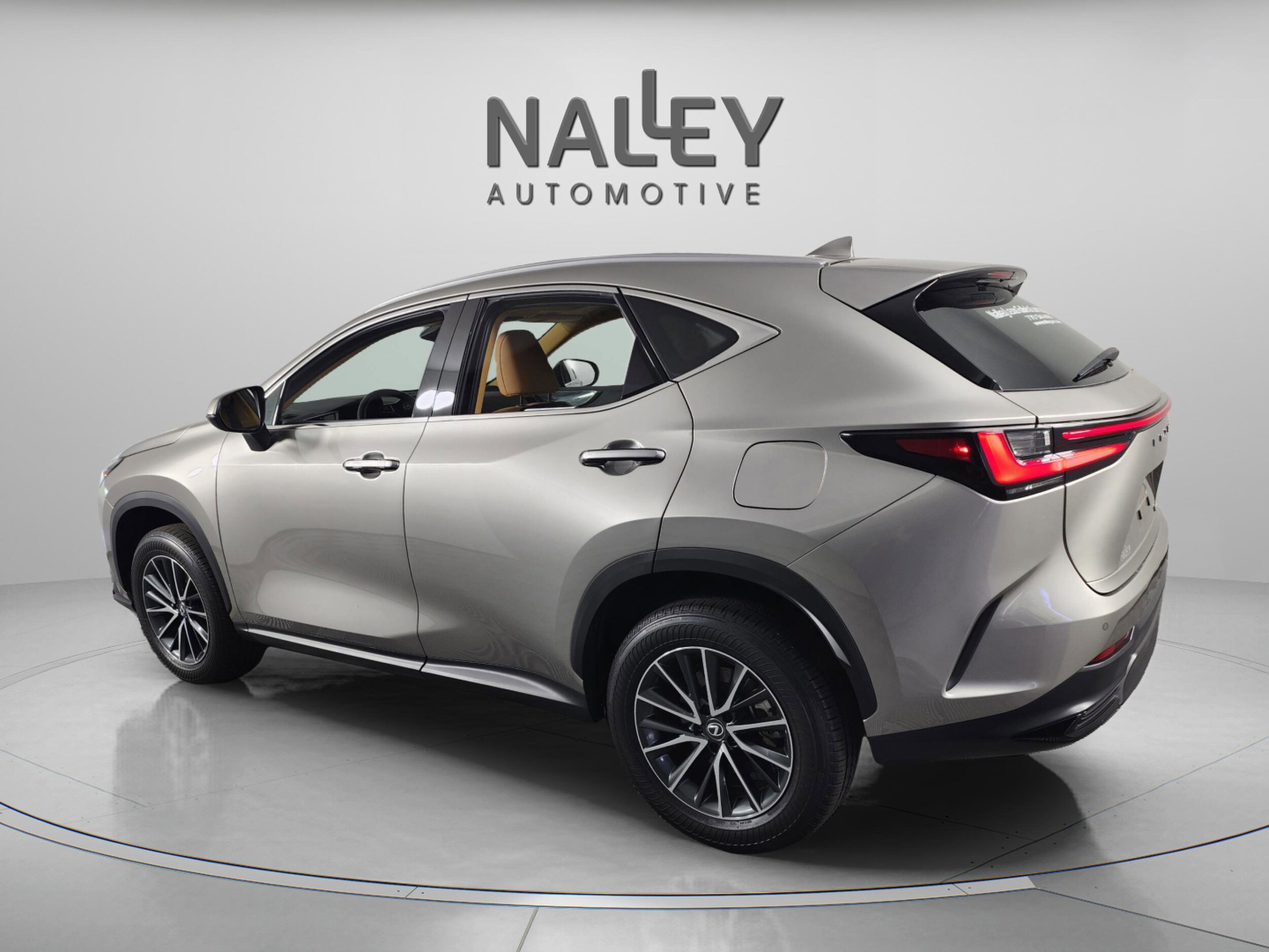 2025 Lexus NX 250 Premium photo 2