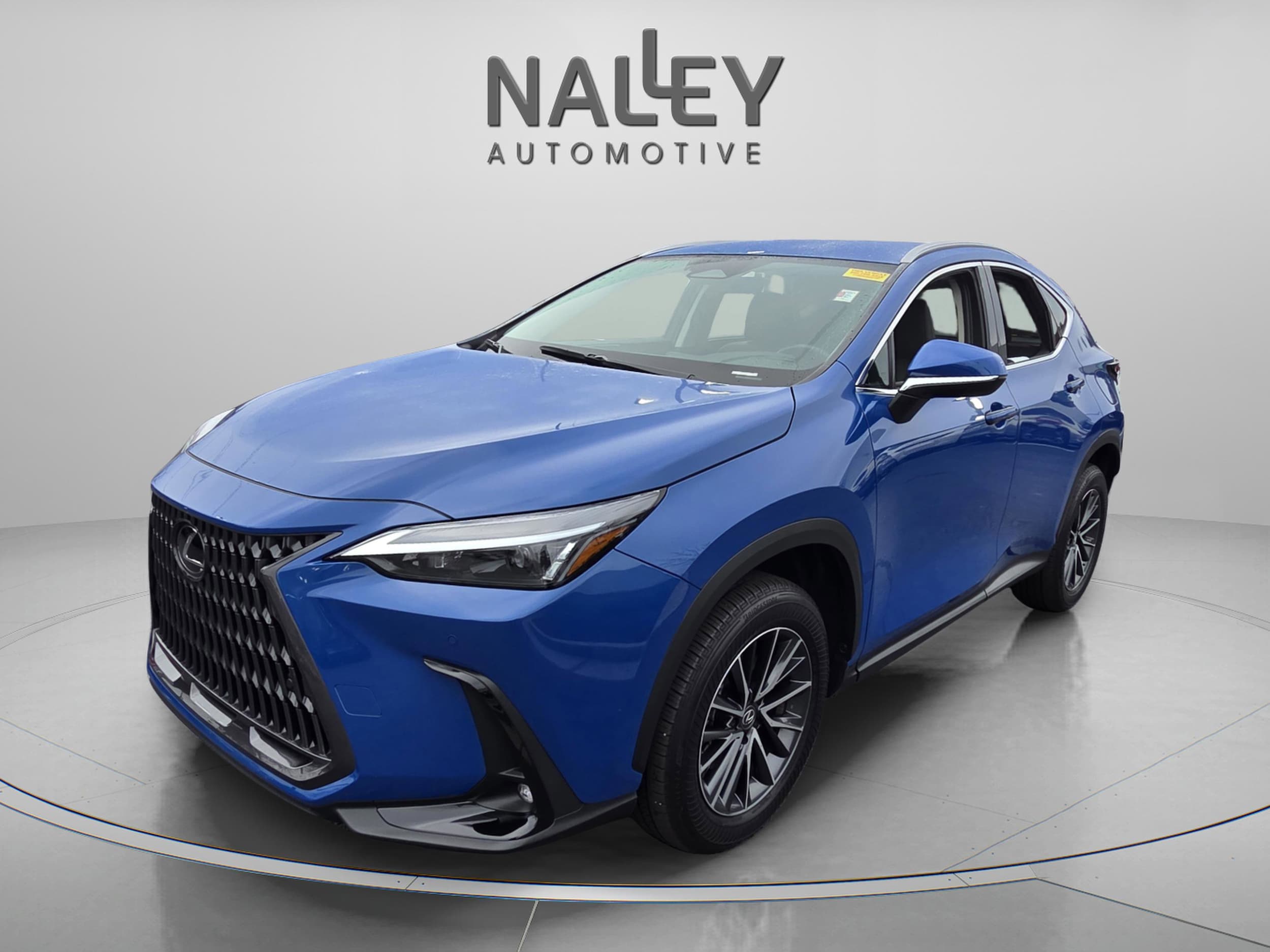 2025 Lexus NX 250's photo