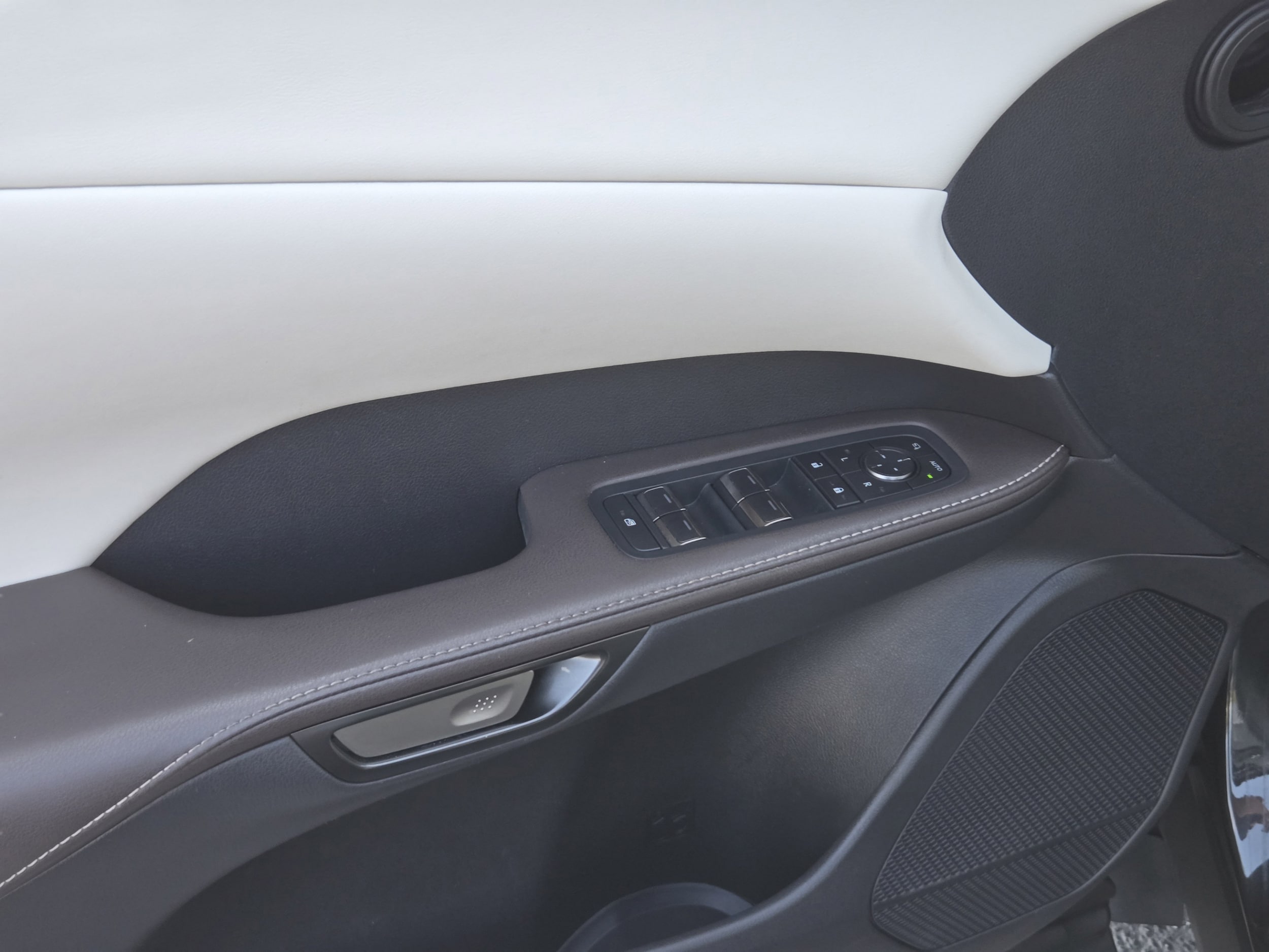 2023 Lexus RX 350 - Photo 30