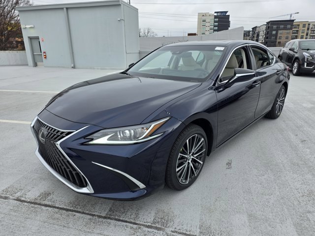 2025 Lexus ES 350's photo