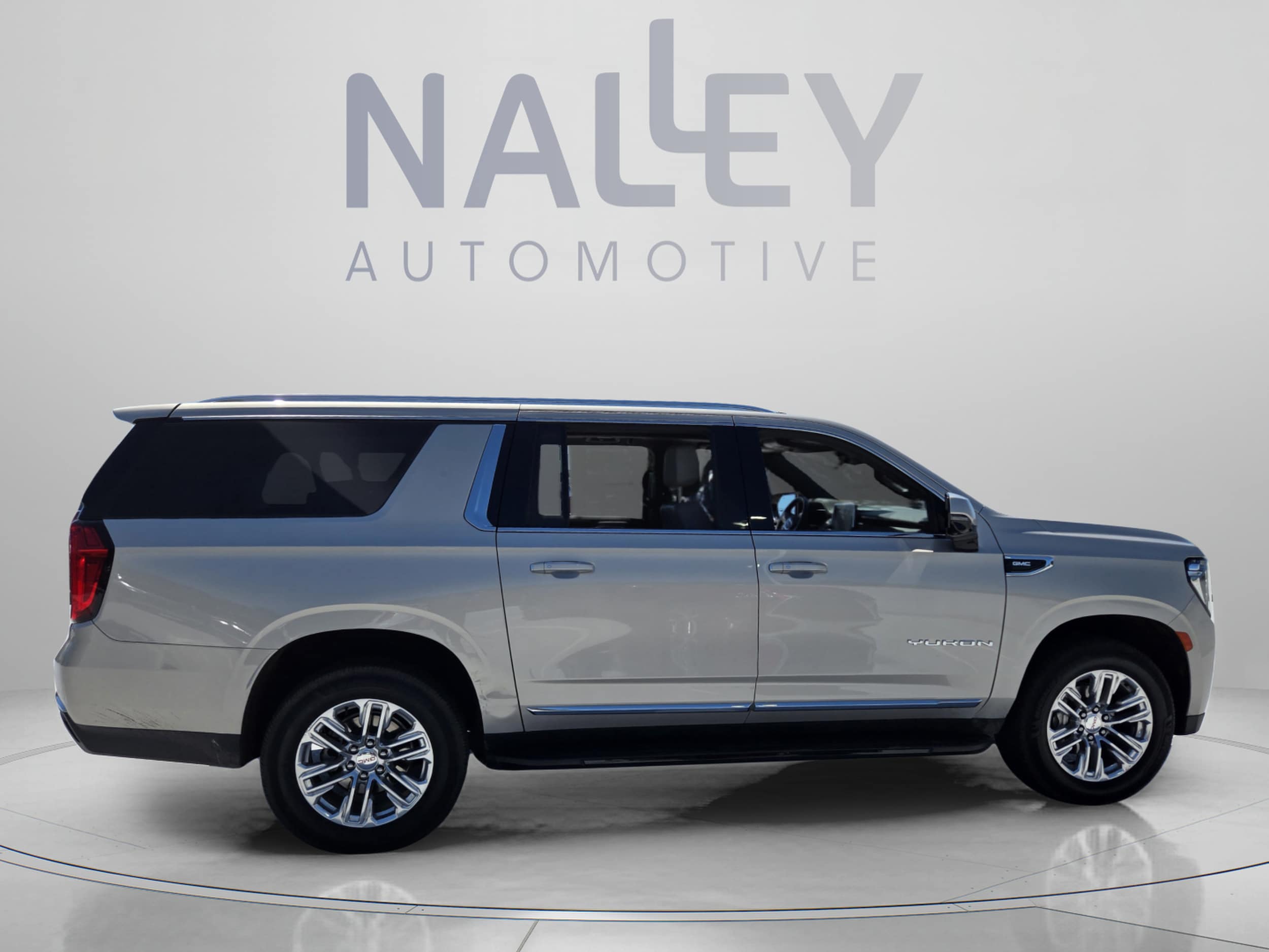 2023 GMC Yukon XL SLT - Photo 6