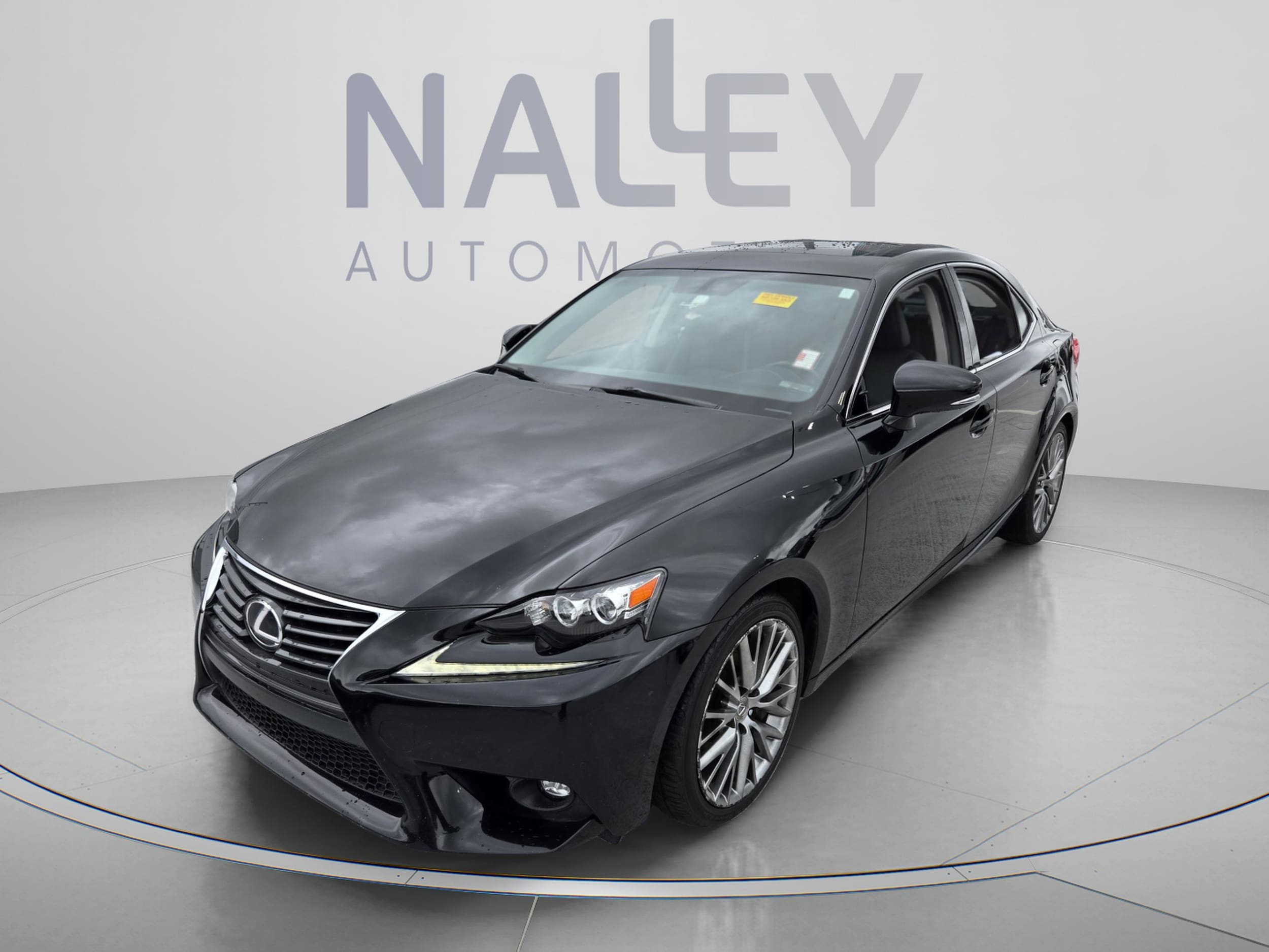 2016 Lexus IS 350 200t's photo