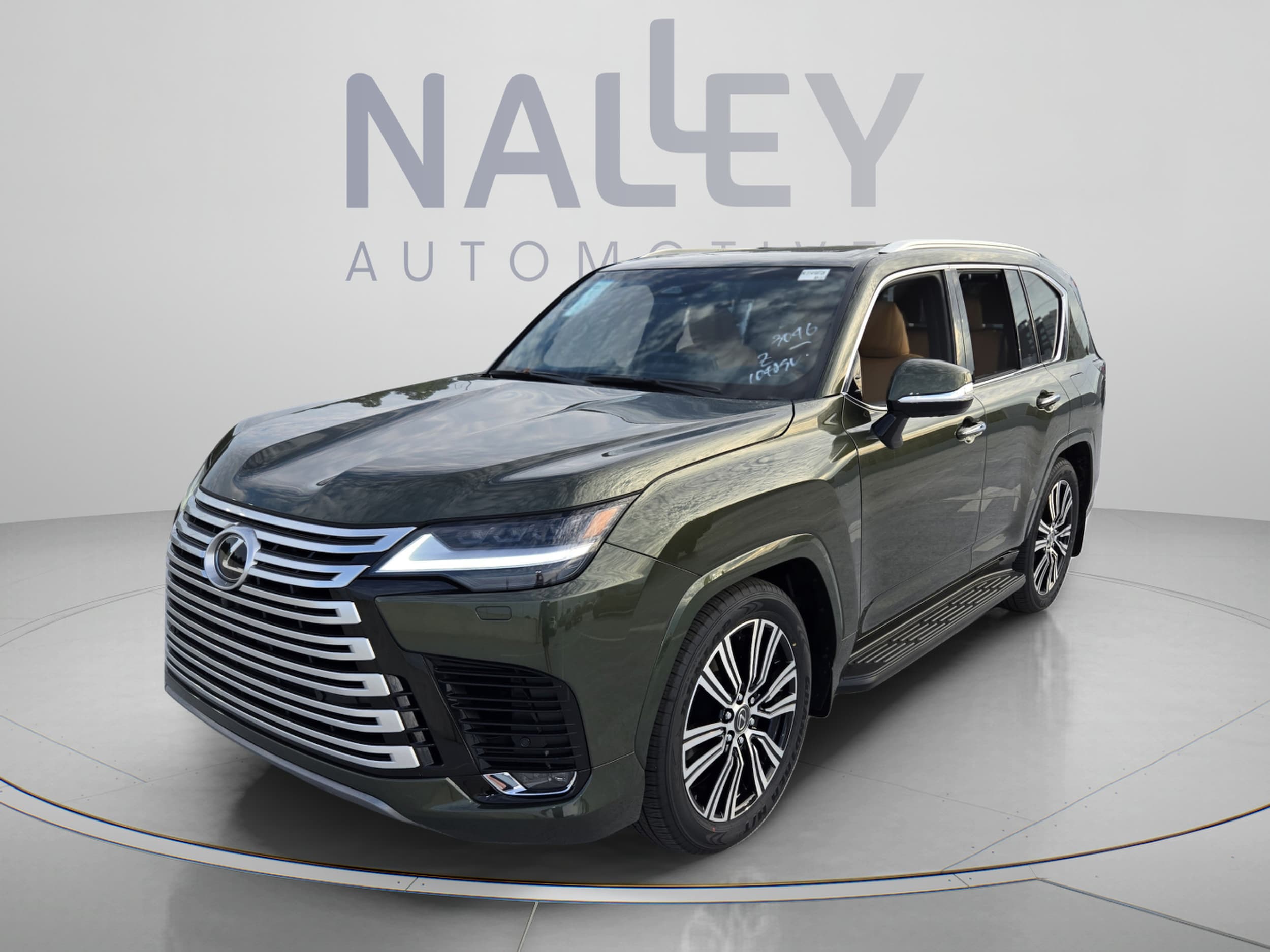LEXUS LX 600