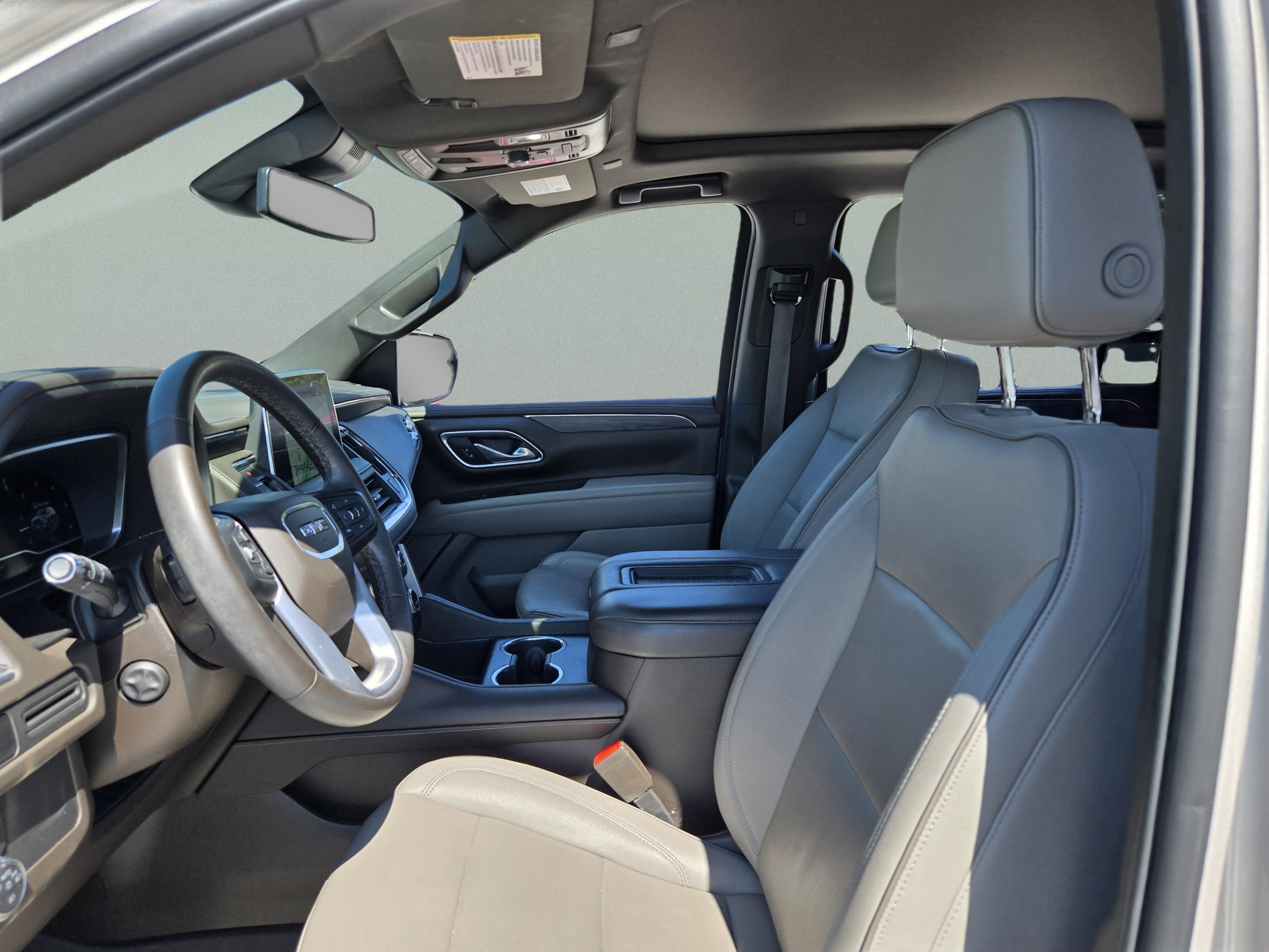 2023 GMC Yukon XL SLT - Photo 13