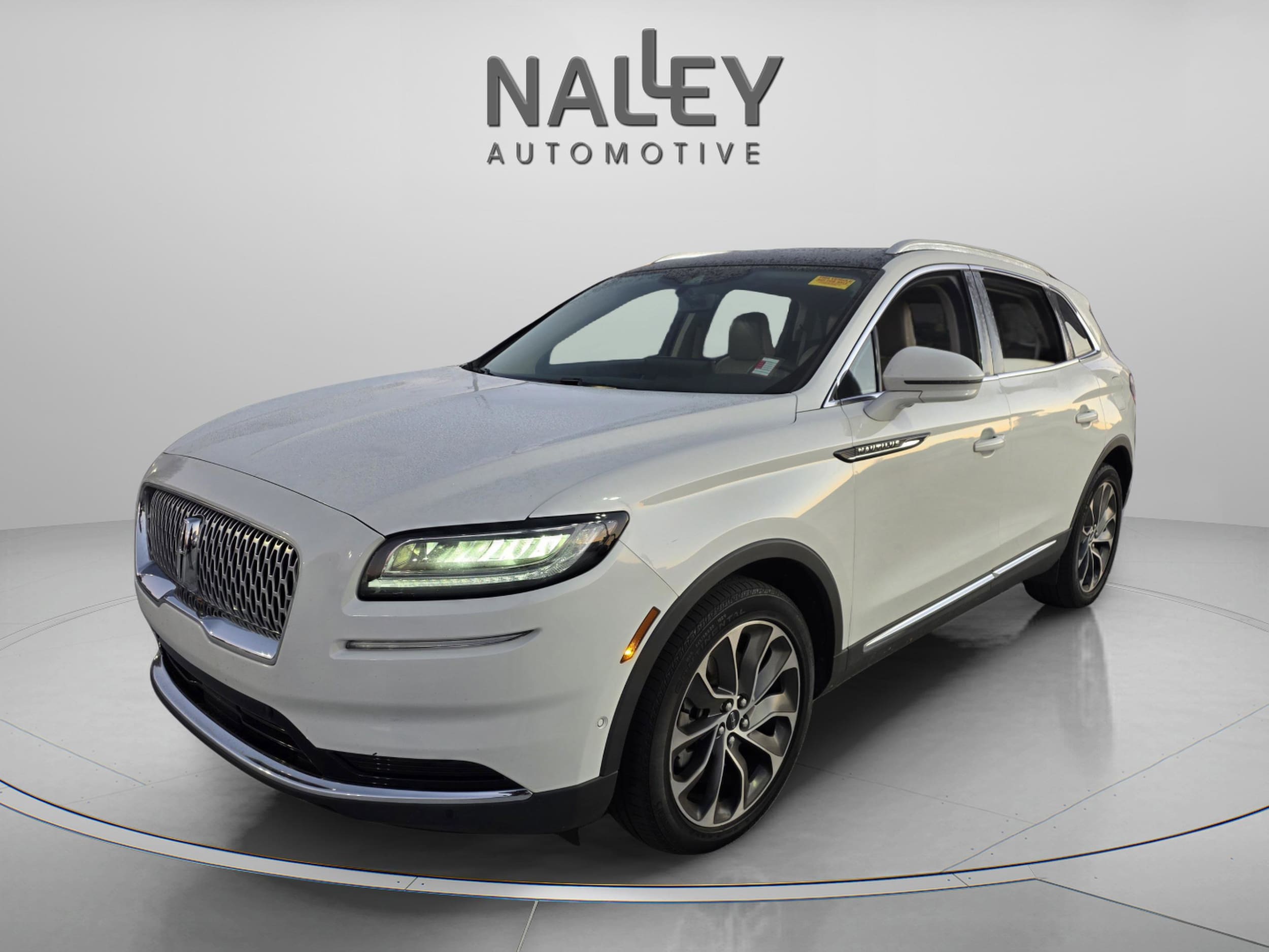 2022 Lincoln Nautilus Reserve's photo