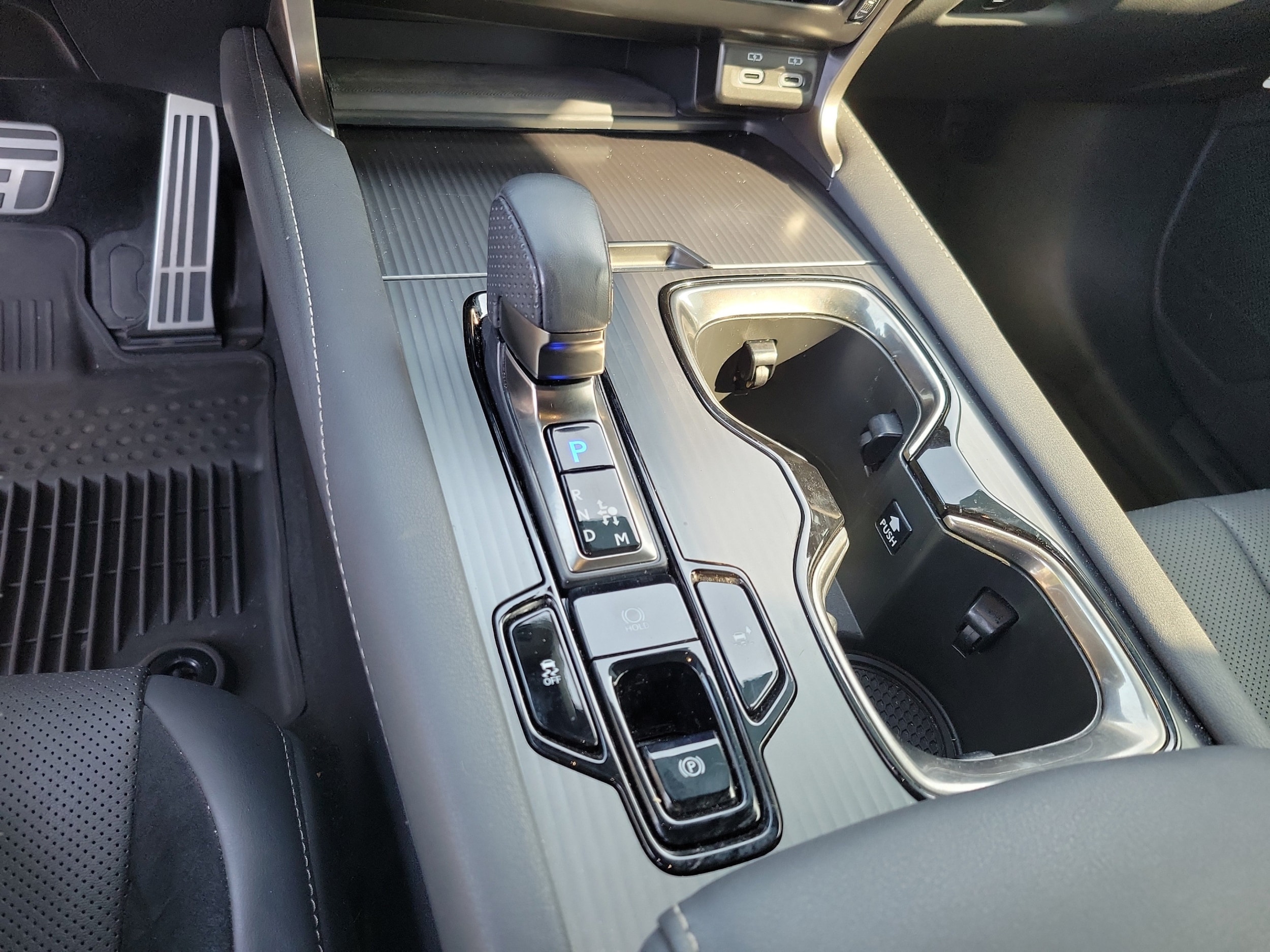 2023 Lexus RX Hybrid 500h - Photo 20