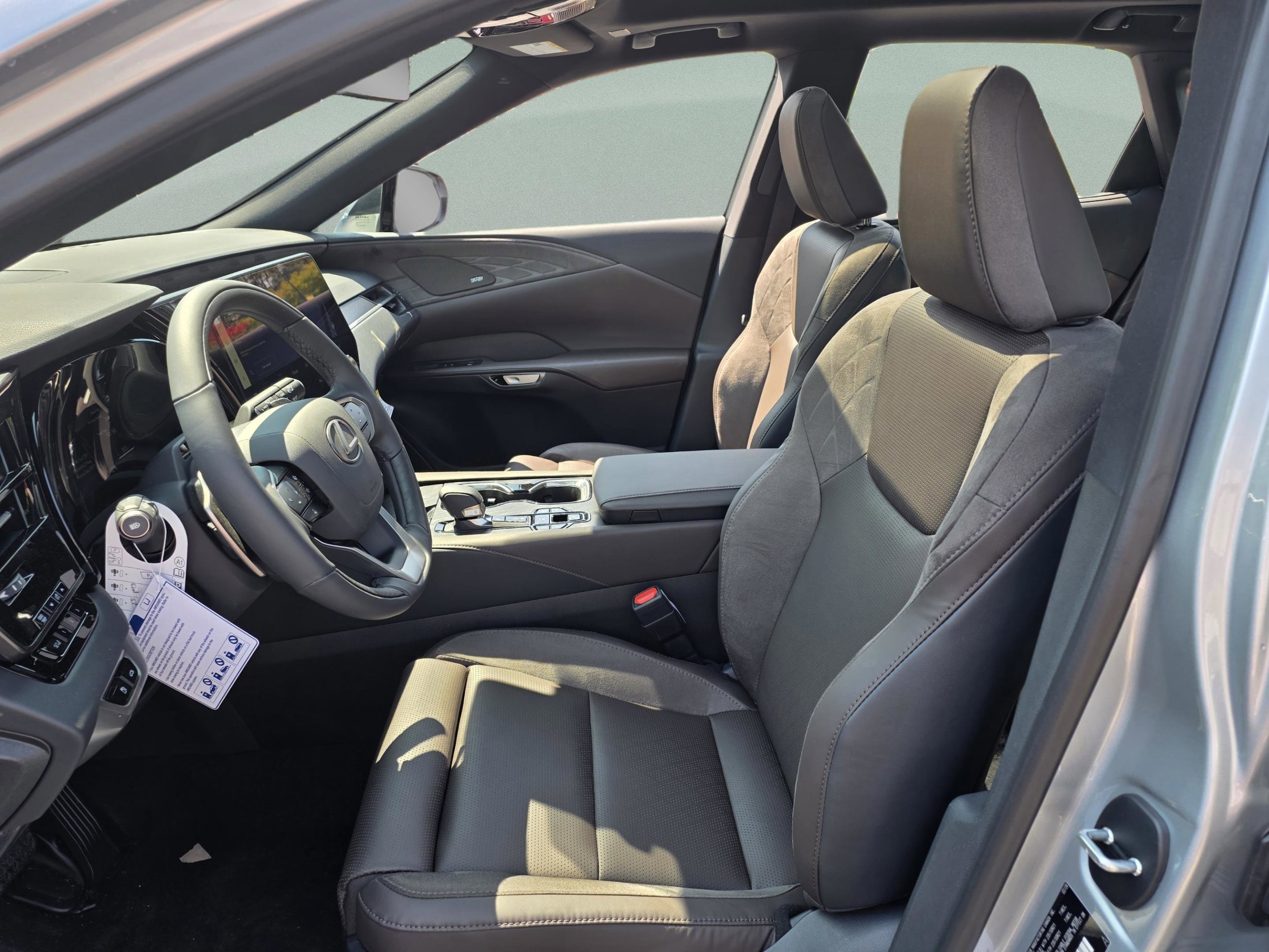 2026 Lexus RX 350 Luxury - Photo 26