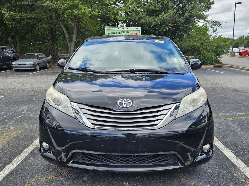 Used 2015 Toyota Sienna XLE Van