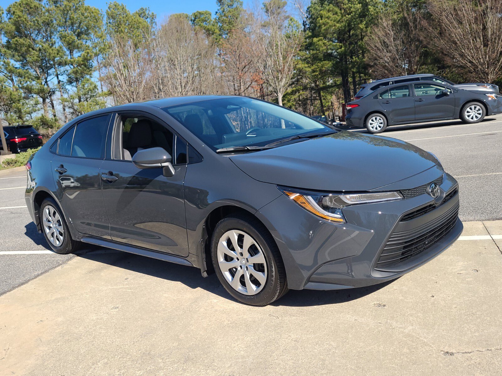 2026 Toyota Corolla LE's photo