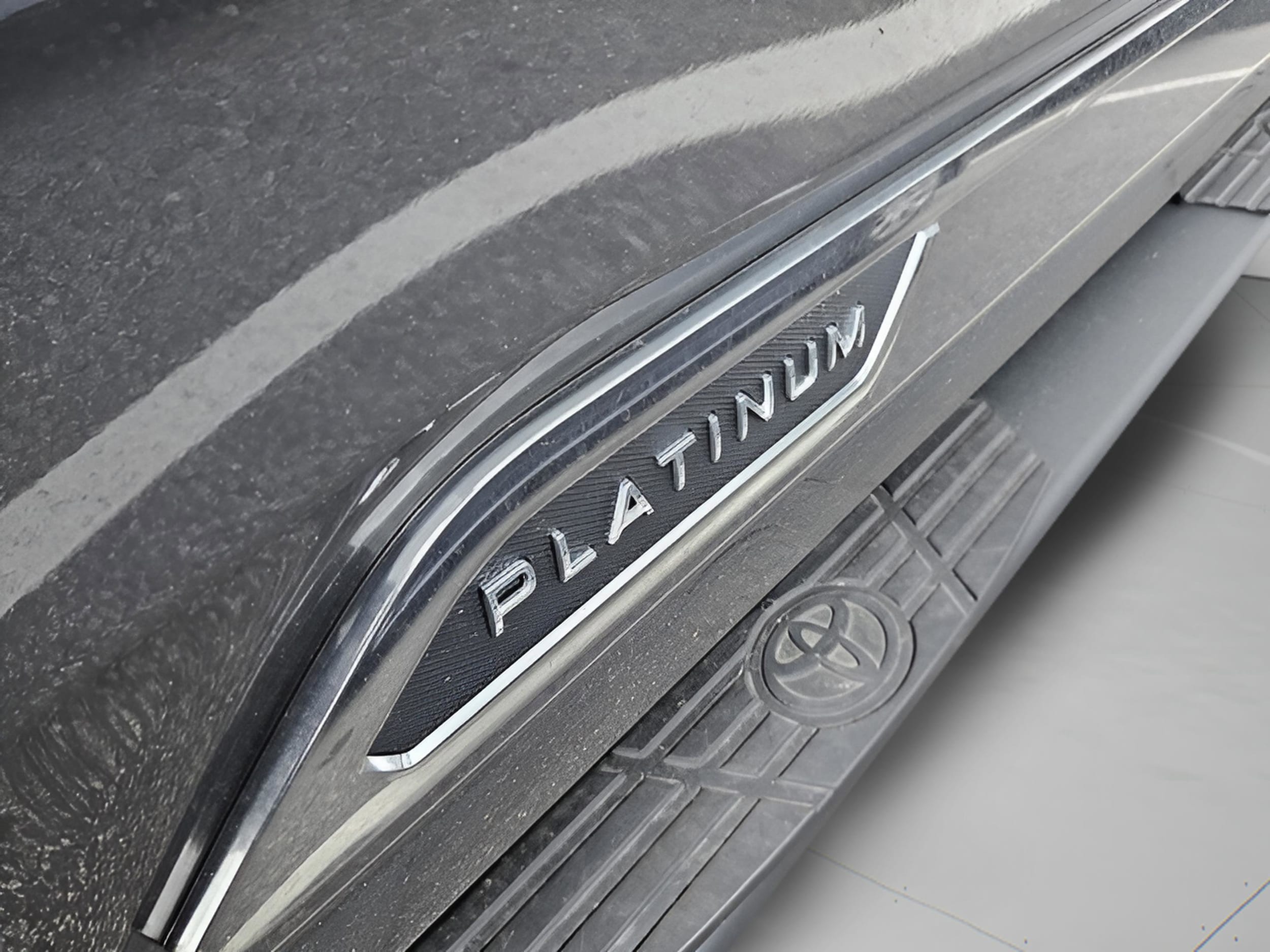 2025 Toyota Tundra Platinum - Photo 24