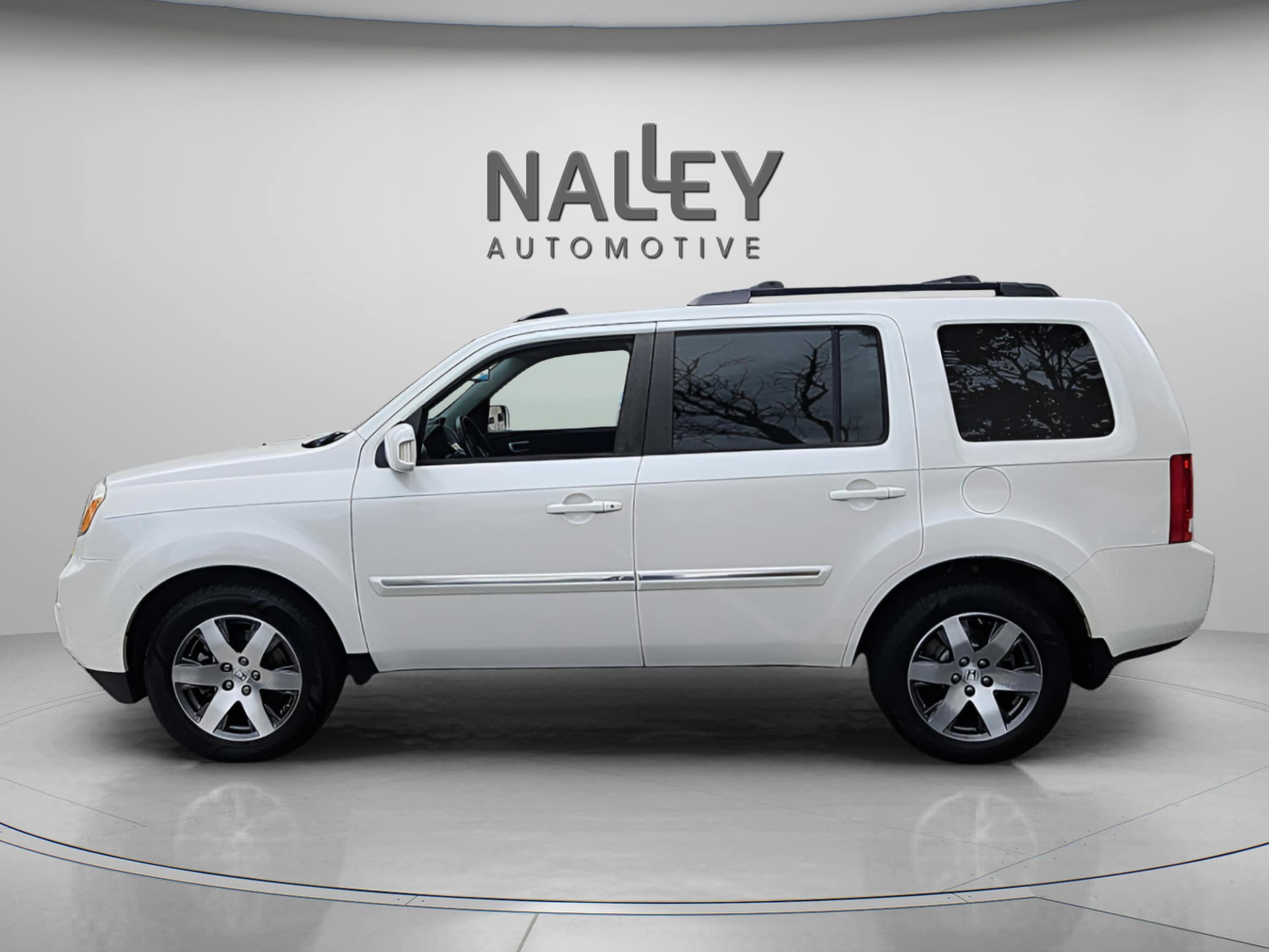 Used 2014 Honda Pilot Touring with VIN 5FNYF4H93EB043851 for sale in Roswell, GA