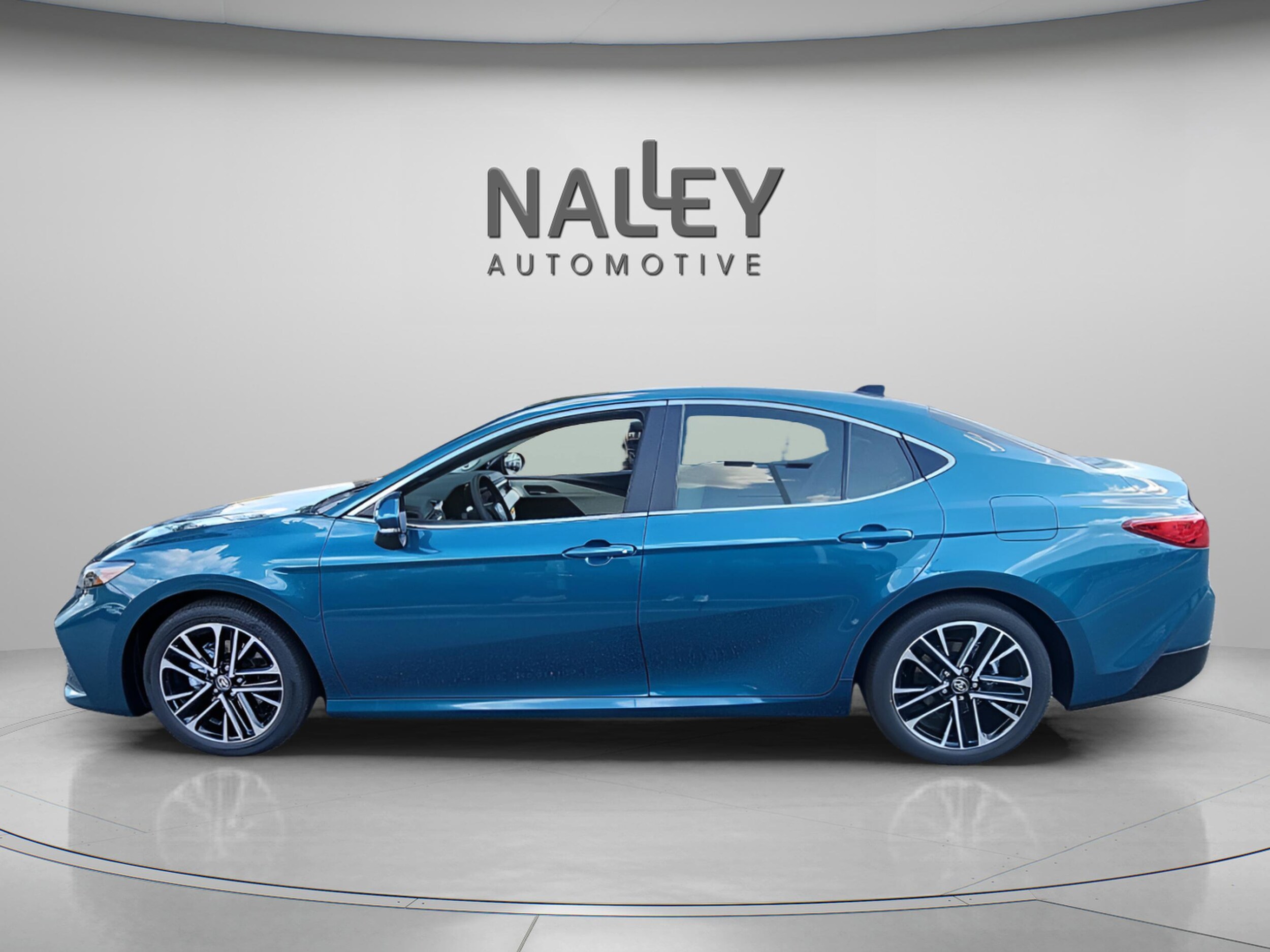 2025 Toyota Camry XLE photo 2