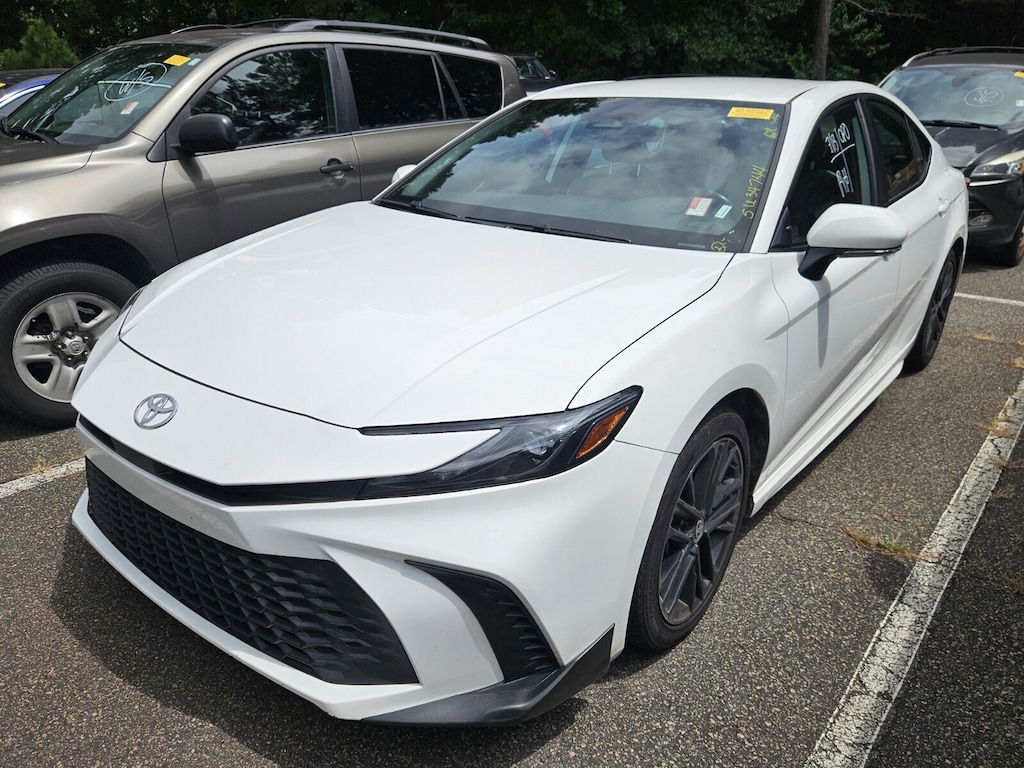 Certified 2025 Toyota Camry SE Sedan