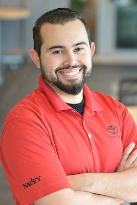 Staff member Phillip De Leon from ID_e70c6bec1625