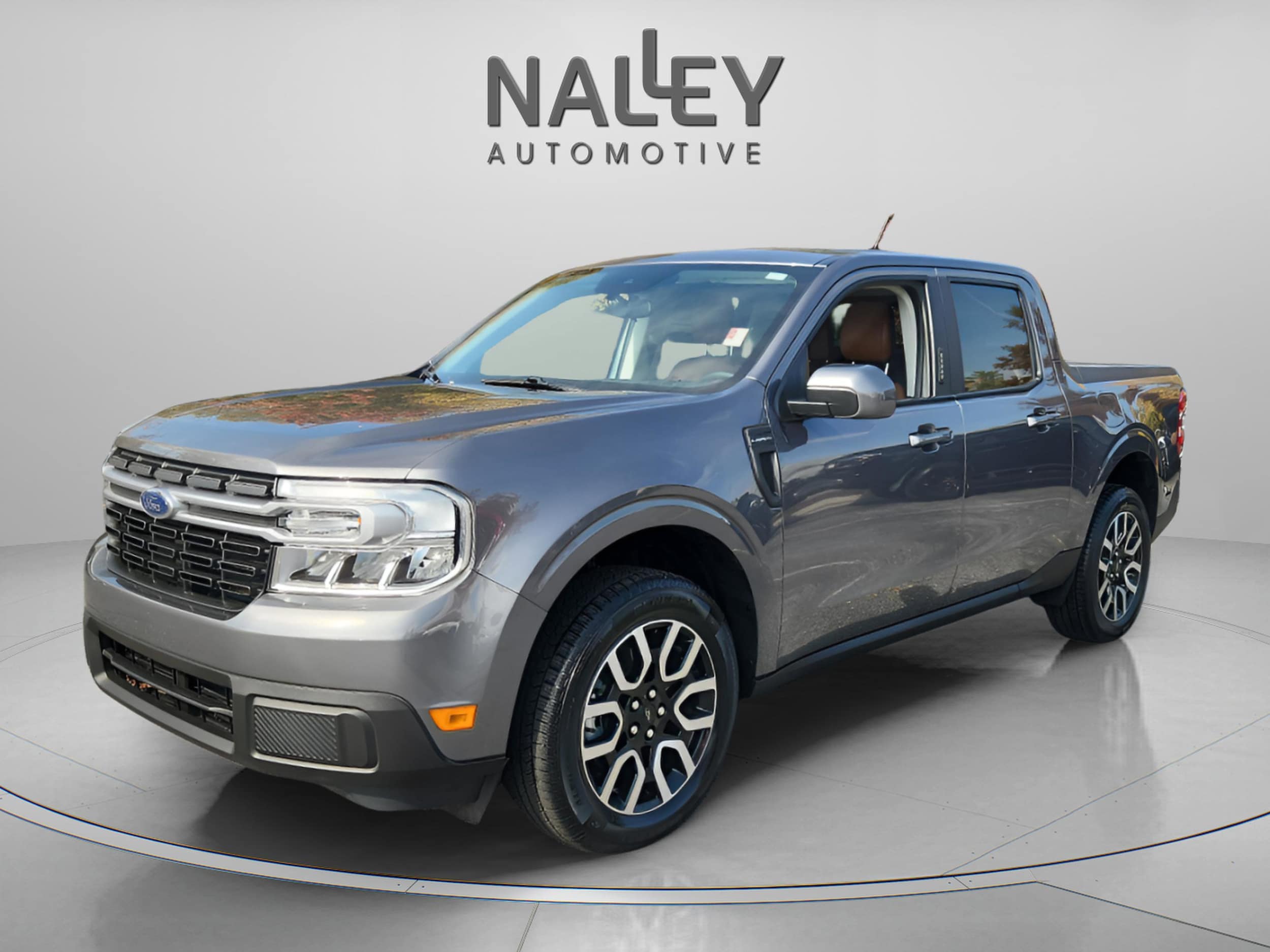 2023 Ford Maverick Lariat's photo