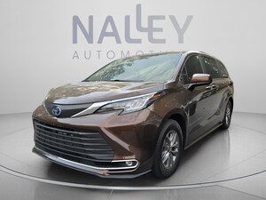 2021 Toyota Sienna XLE Van