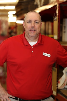 Staff member Brian Ross from ID_e70c6bec1625