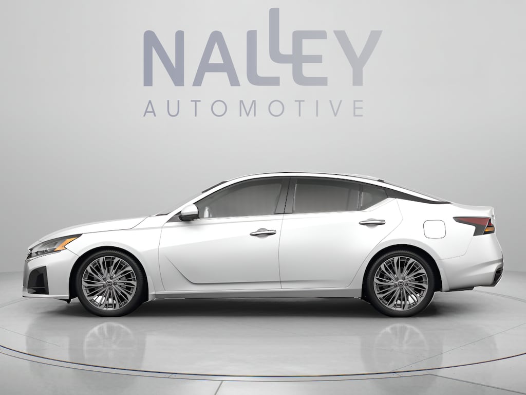 Used 2024 Nissan Altima 2.5 S Sedan