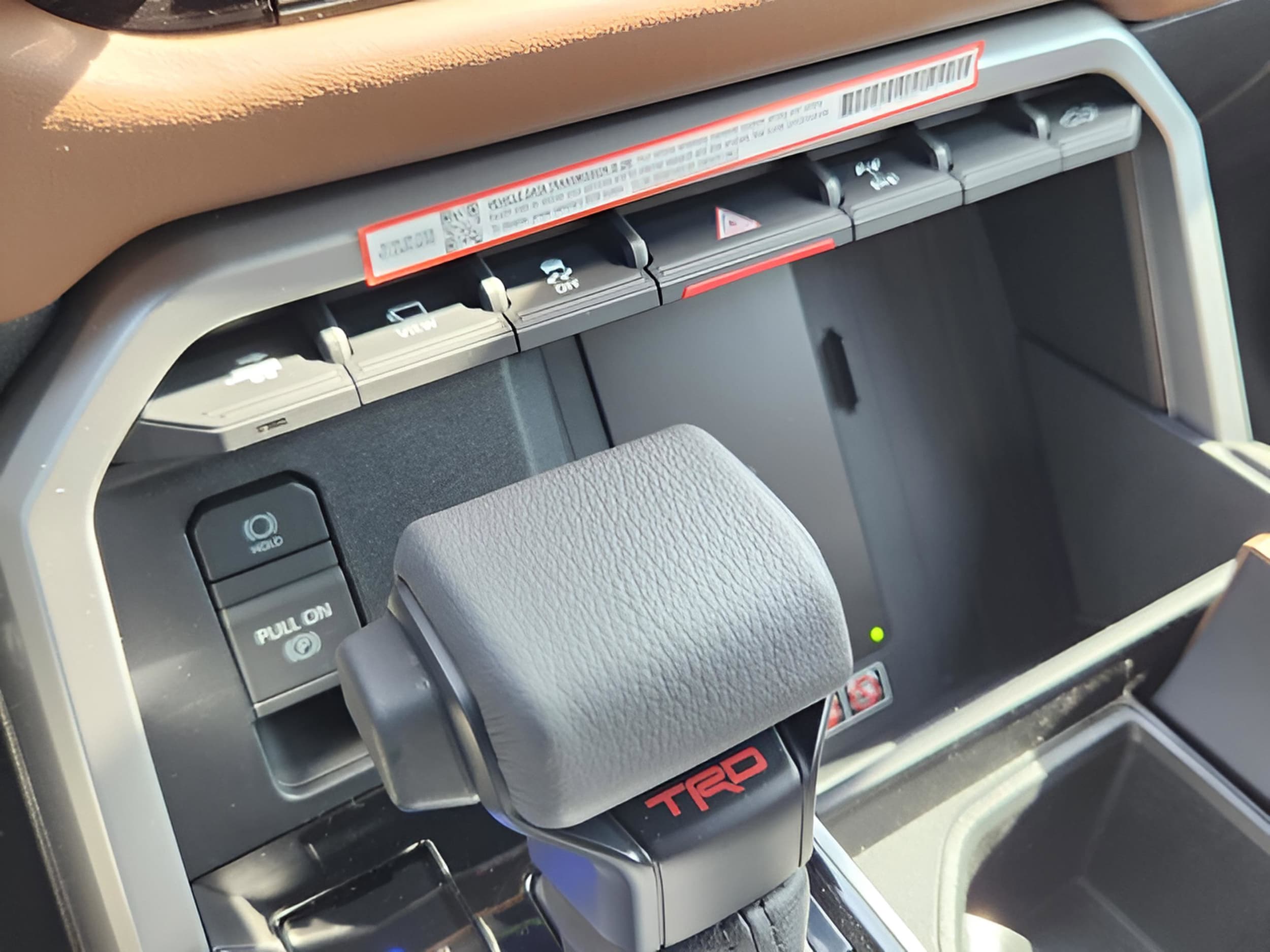 2025 Toyota Tundra 1794 Edition - Photo 28