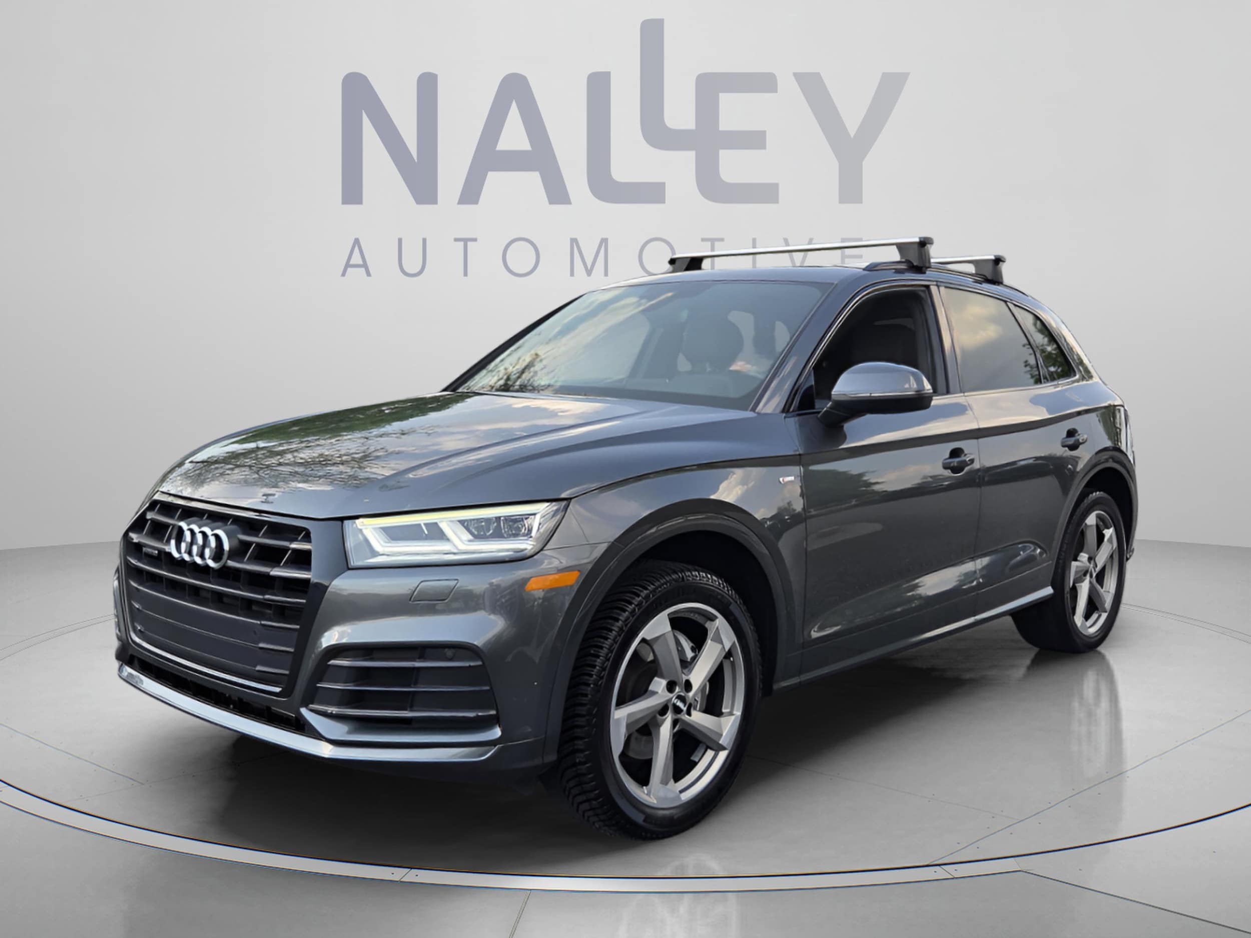 2020 Audi Q5 45 Titanium quattro S tronic Prem Plus's photo