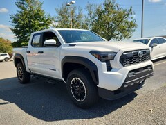 2025 Toyota Tacoma i-FORCE MAX TRD Off-Road i-FORCE MAX Truck Double Cab