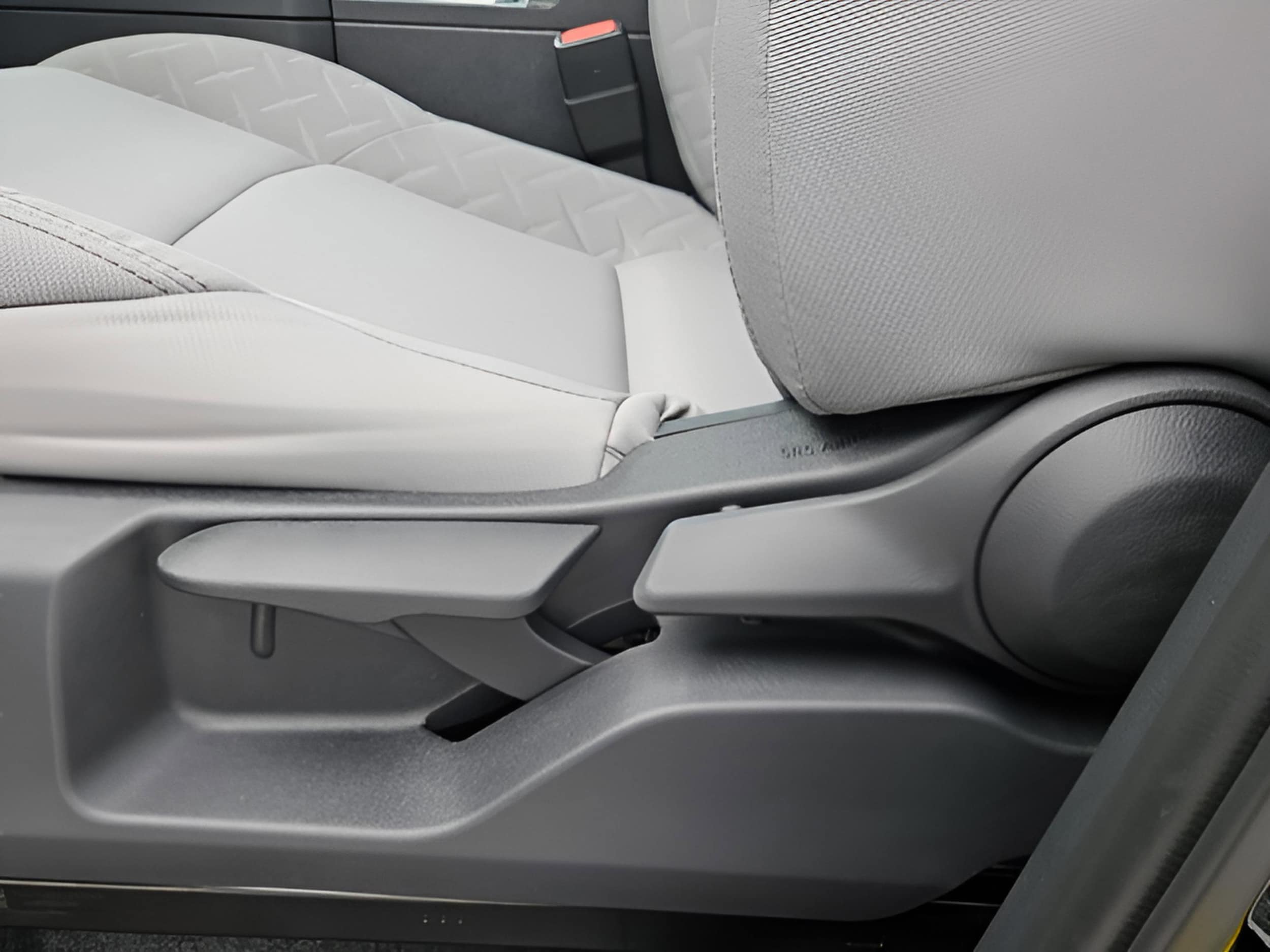 2025 Toyota Tundra Platinum - Photo 10