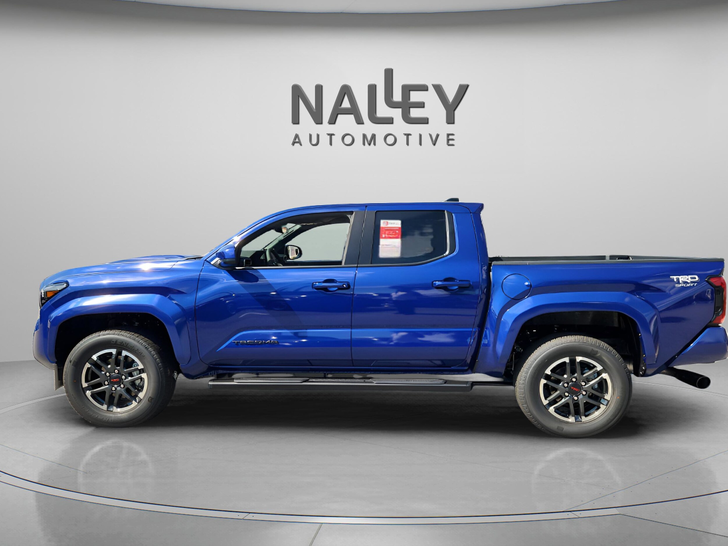 2025 Toyota Tacoma TRD Sport Double Cab photo 2
