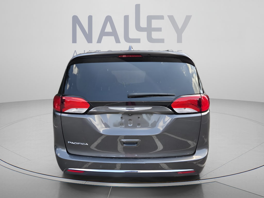 Used 2018 Chrysler Pacifica Touring L Van