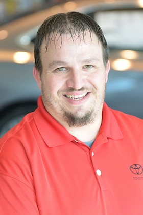 Staff member Adam Dobbs from ID_e70c6bec1625