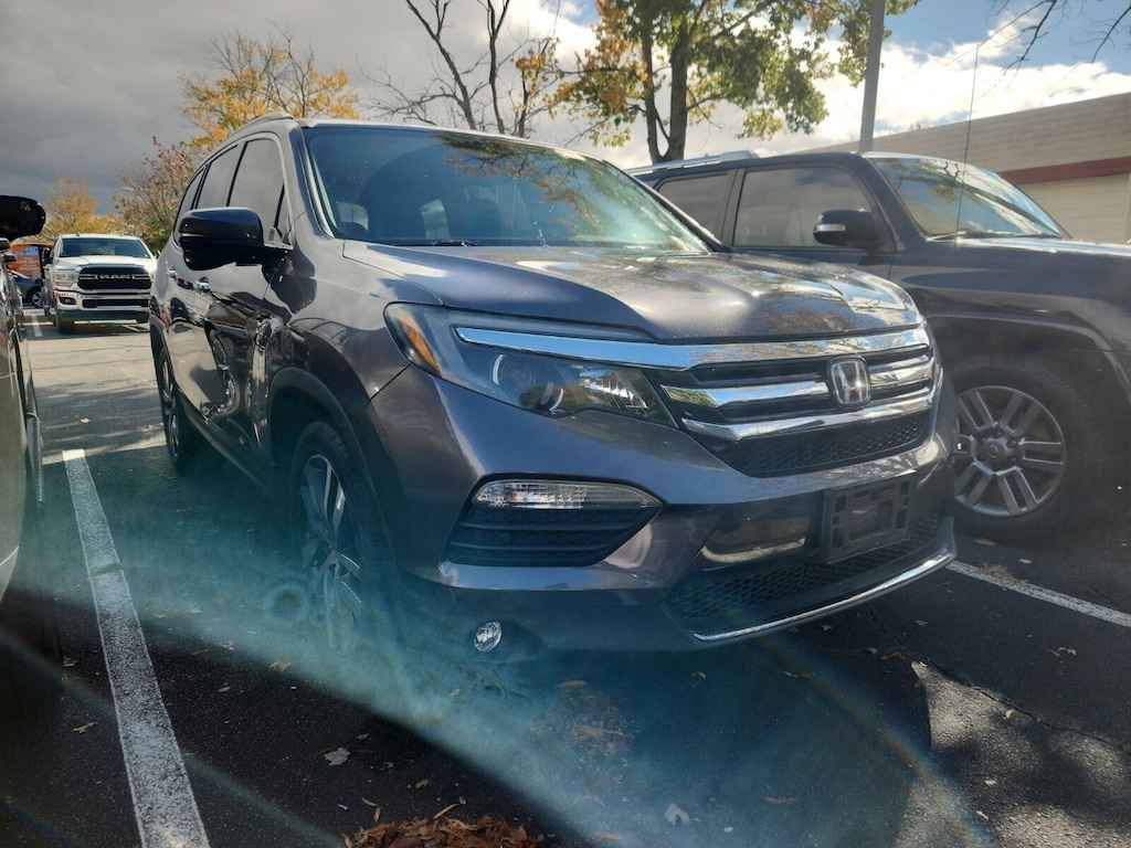 Used 2018 Honda Pilot Touring SUV