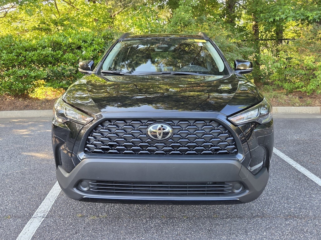 Used 2025 Toyota Corolla Cross LE SUV