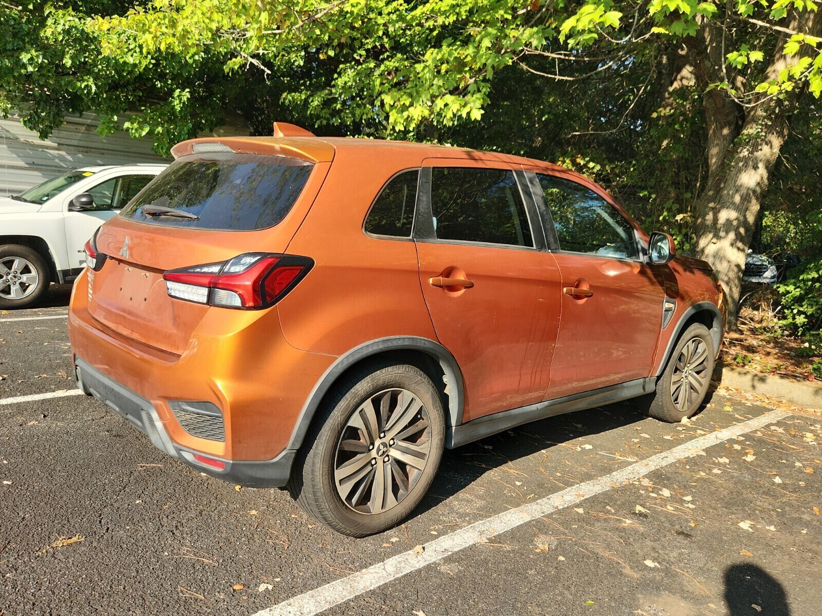 2020 Mitsubishi Outlander Sport ES photo 3