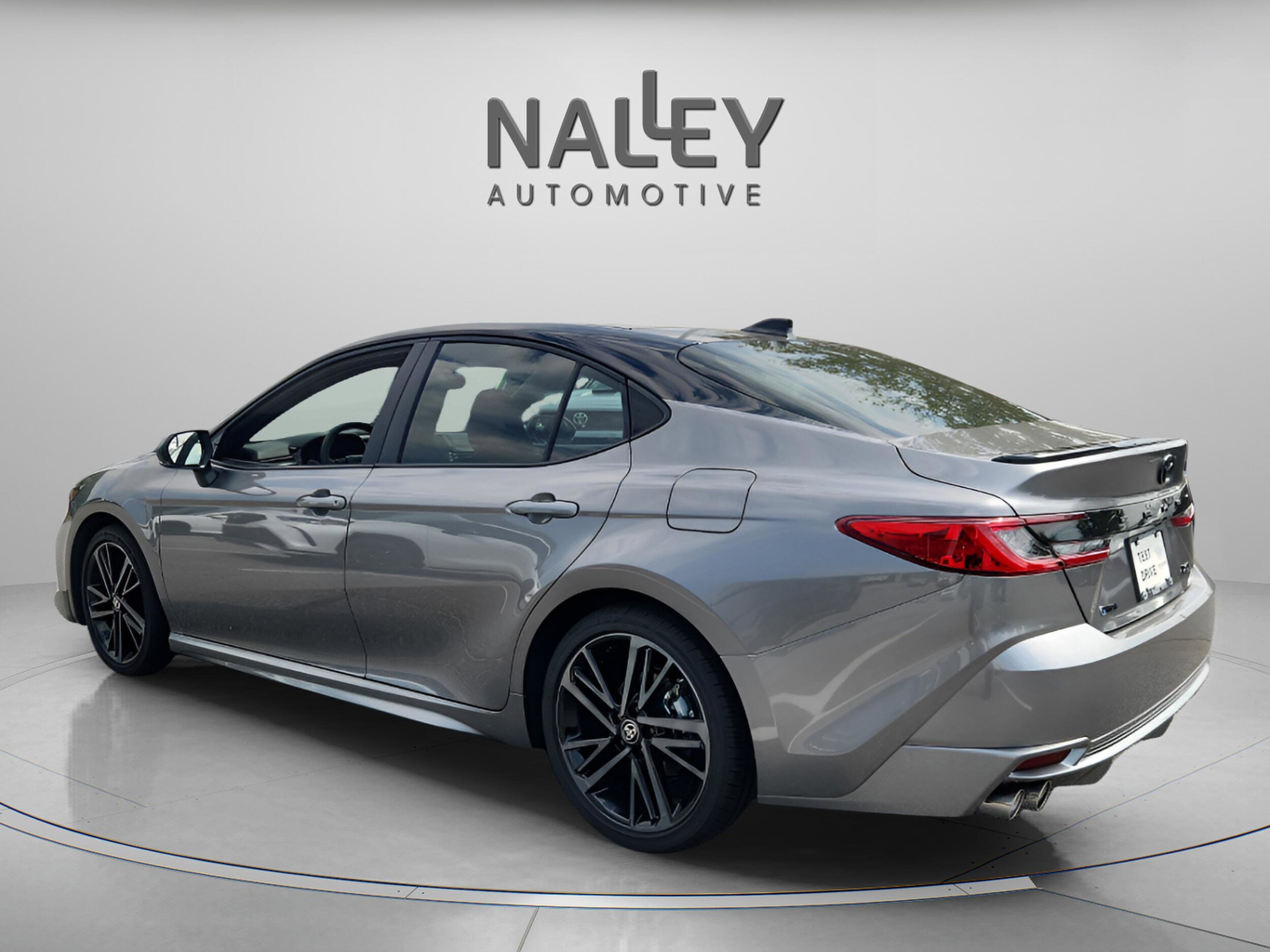 2025 Toyota Camry XSE photo 3