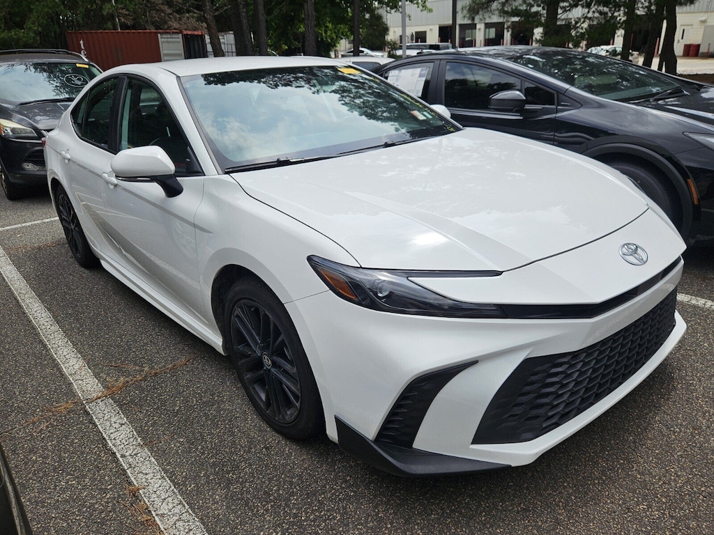 Certified 2025 Toyota Camry SE Sedan