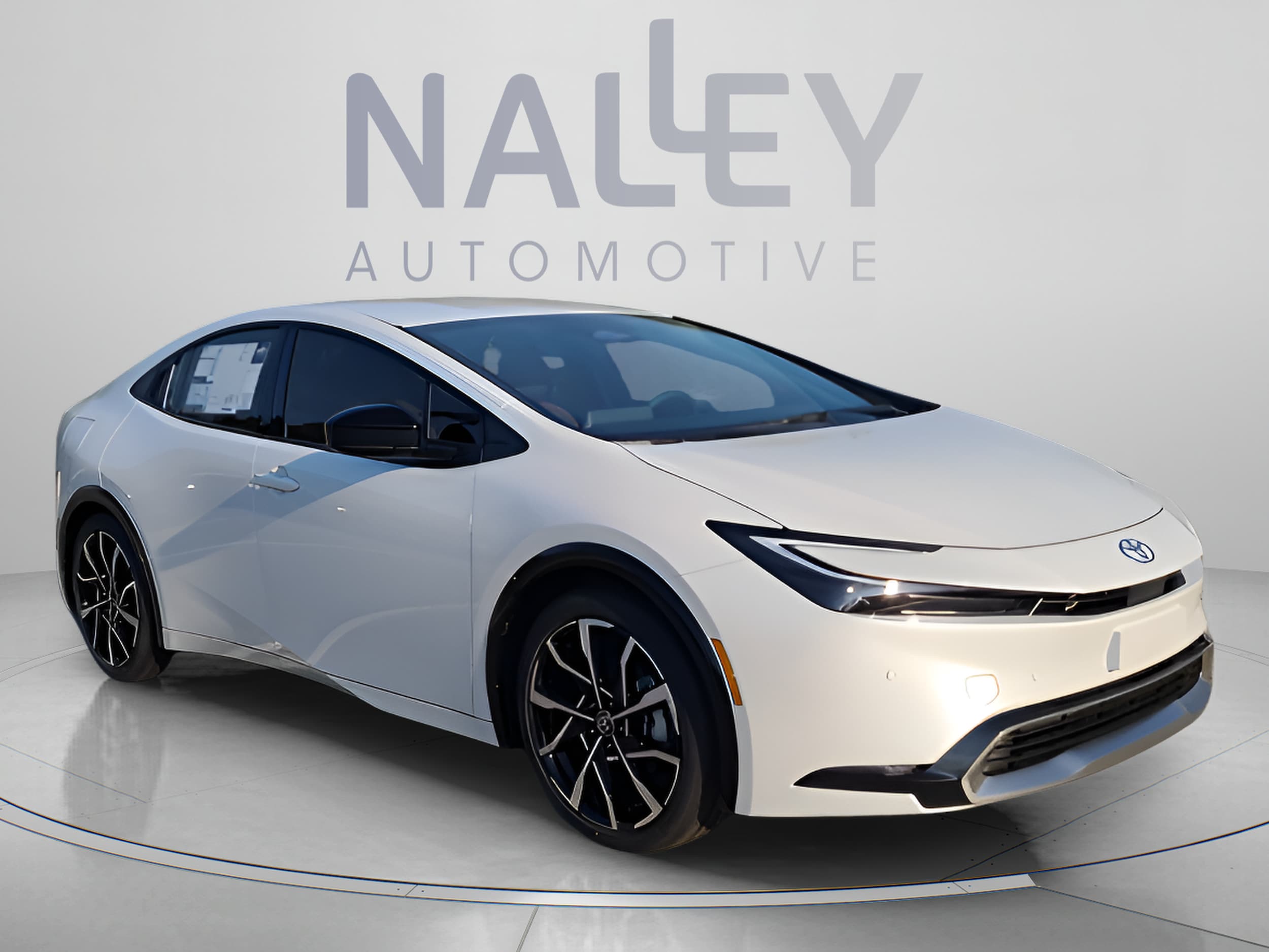 2026 Toyota Prius Plug-in Hybrid XSE - Photo 8