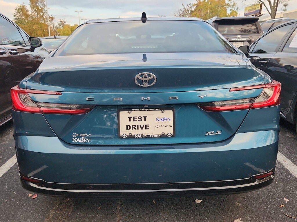 Used 2025 Toyota Camry XLE Sedan