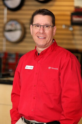 Staff member Greg Brewer from ID_e70c6bec1625