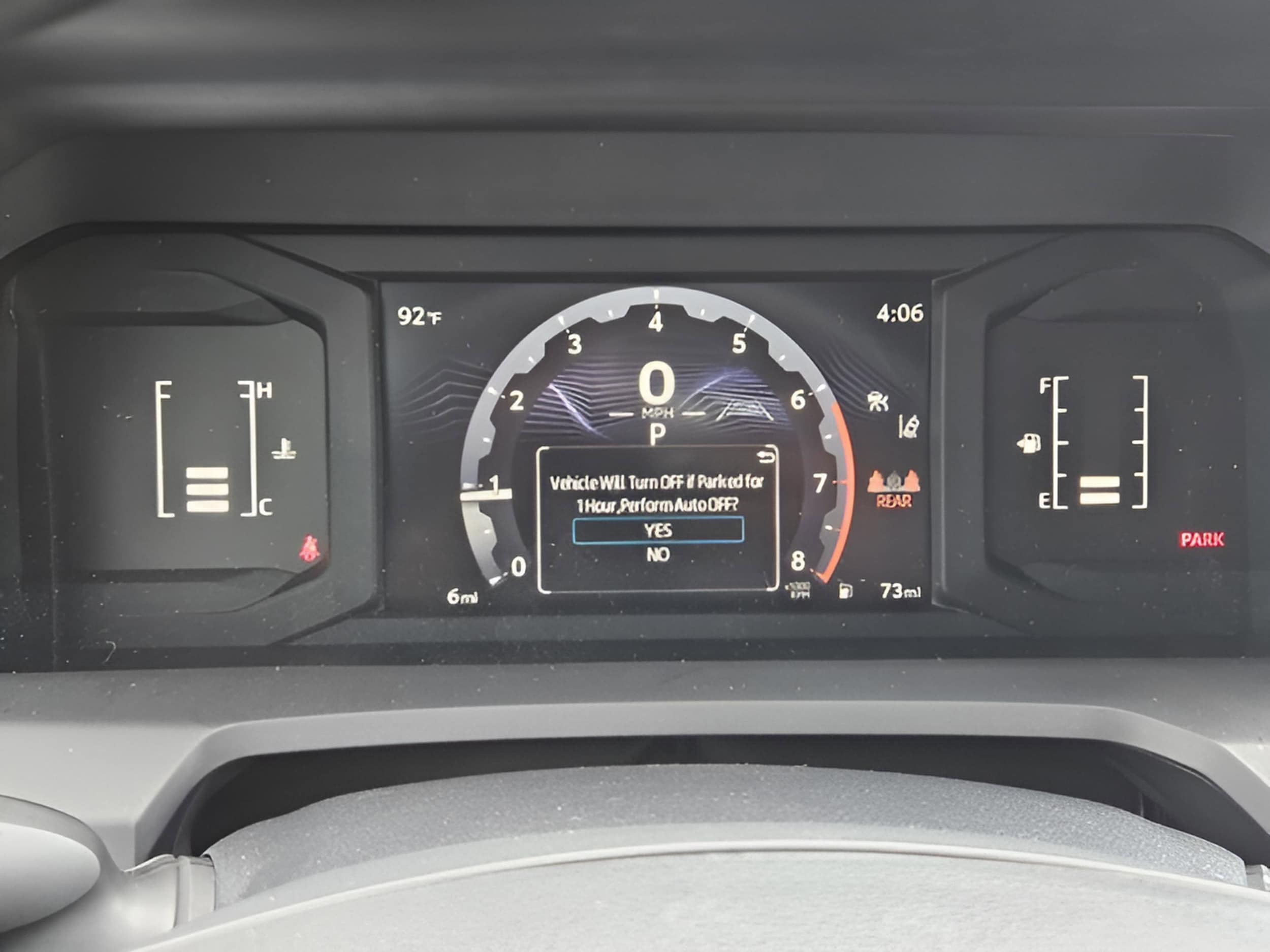 2025 Toyota Tundra Platinum - Photo 15