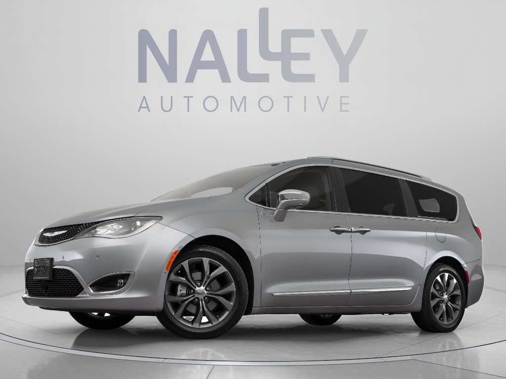 Used 2018 Chrysler Pacifica Limited Van