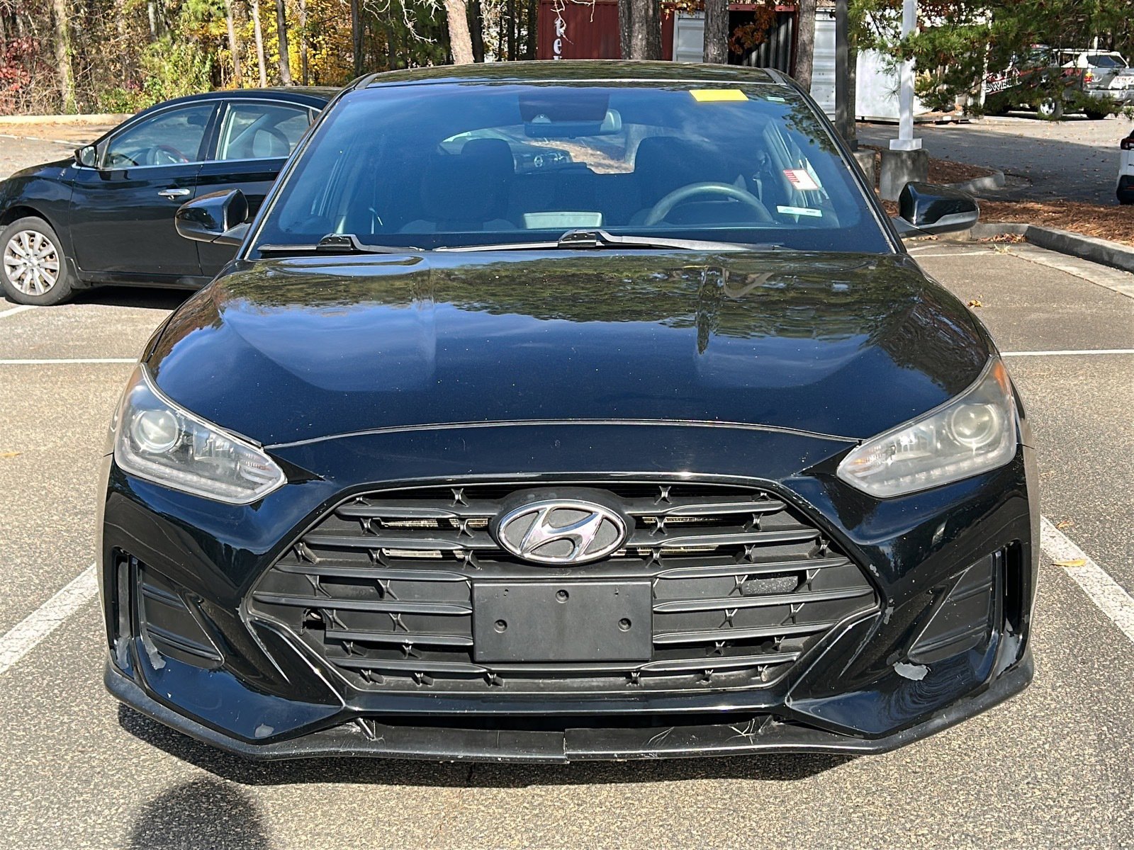 2019 Hyundai Veloster 2.0L Premium photo 2