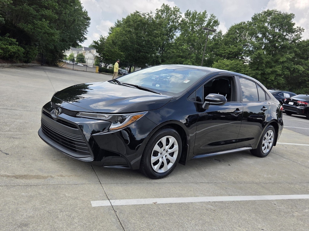 Certified 2025 Toyota Corolla LE Sedan