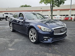 2015 INFINITI Q70
