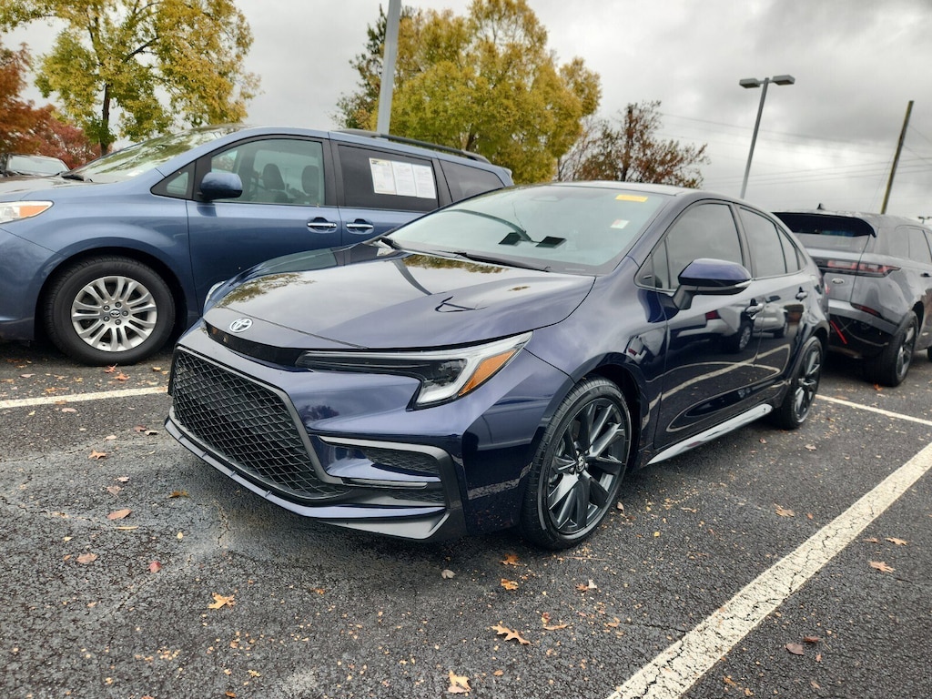 Used 2023 Toyota Corolla SE Sedan