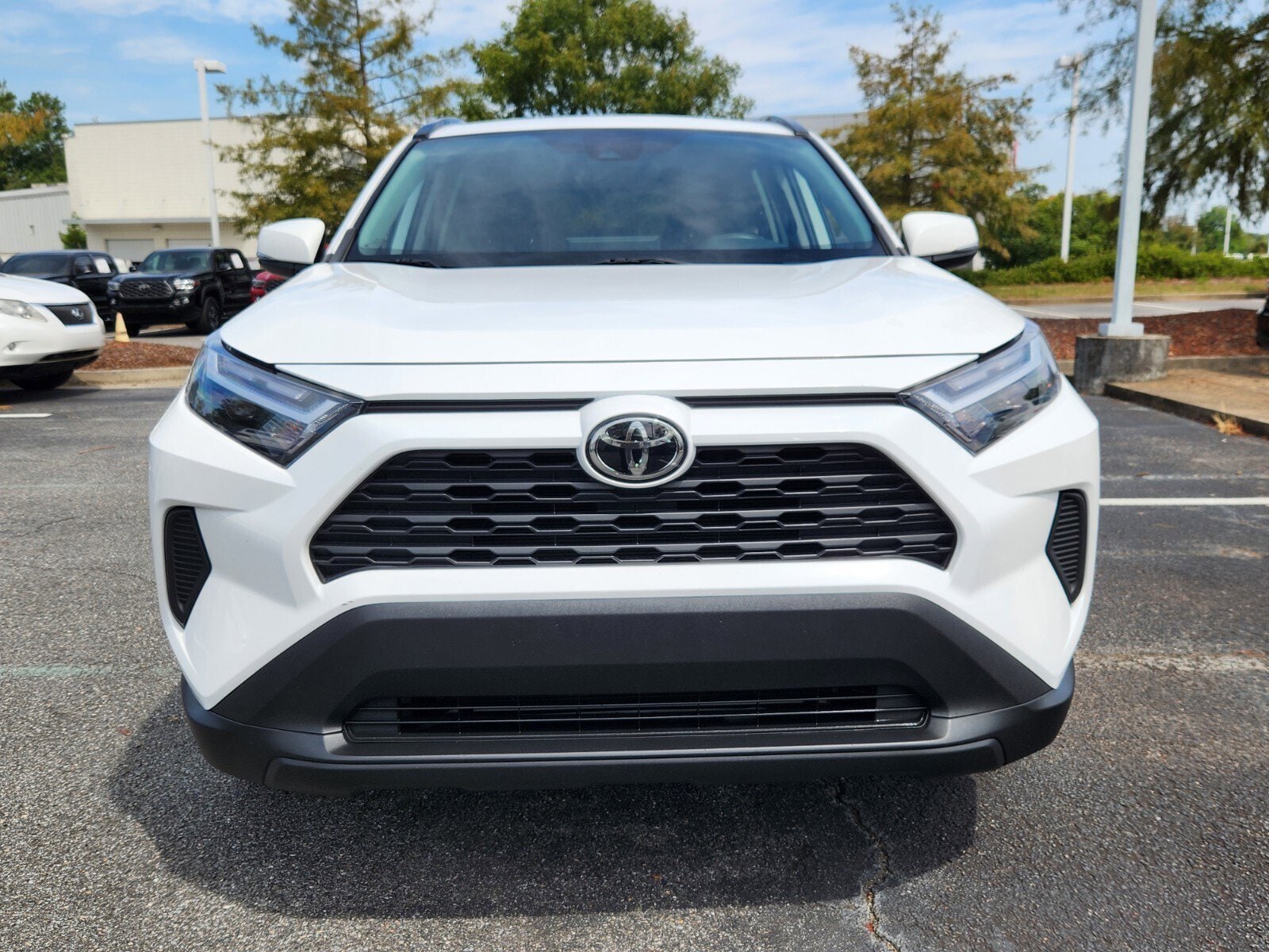 Used 2022 Toyota RAV4 XLE with VIN 2T3W1RFVXNC196788 for sale in Roswell, GA