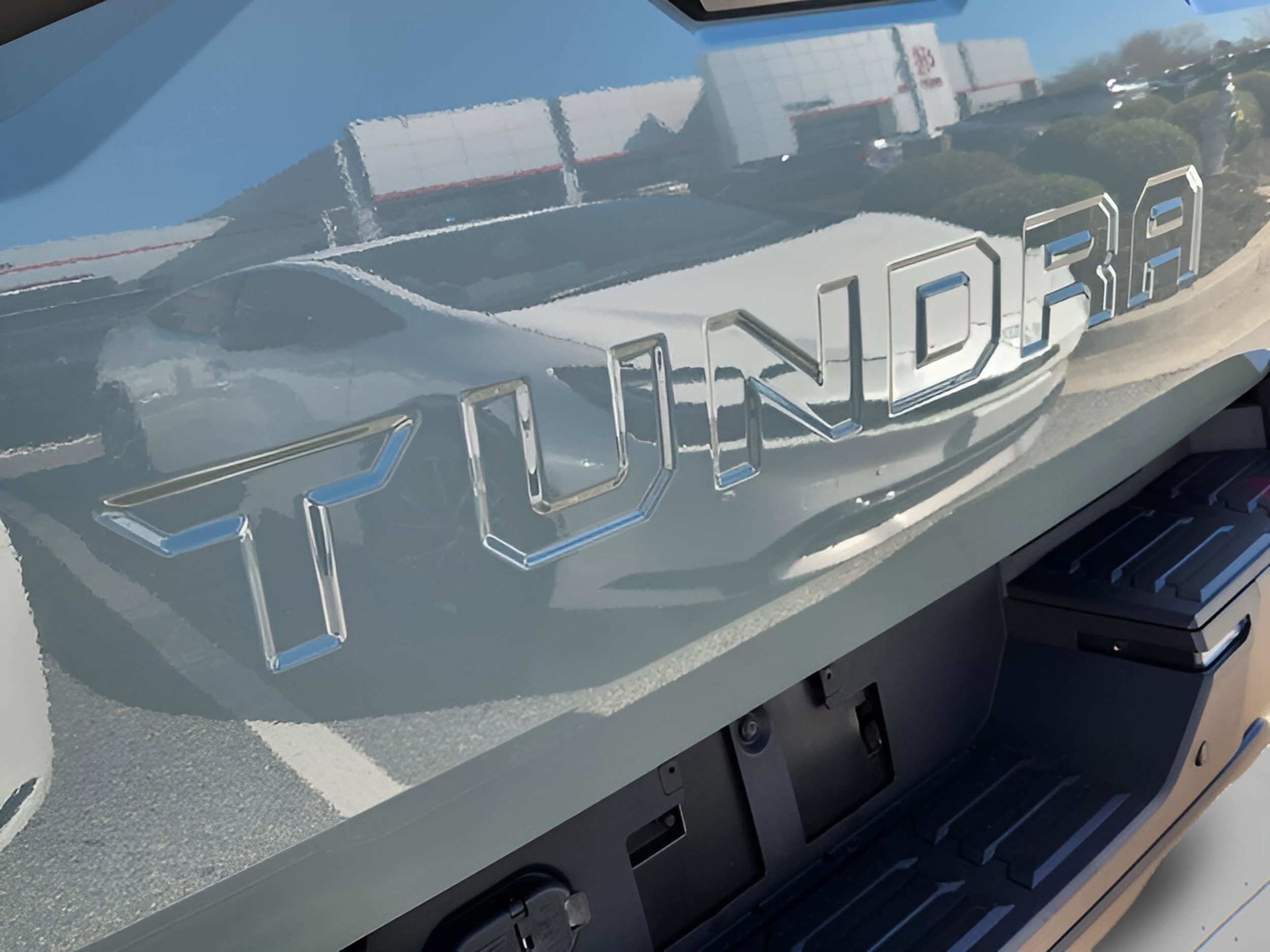 2025 Toyota Tundra SR5 - Photo 30