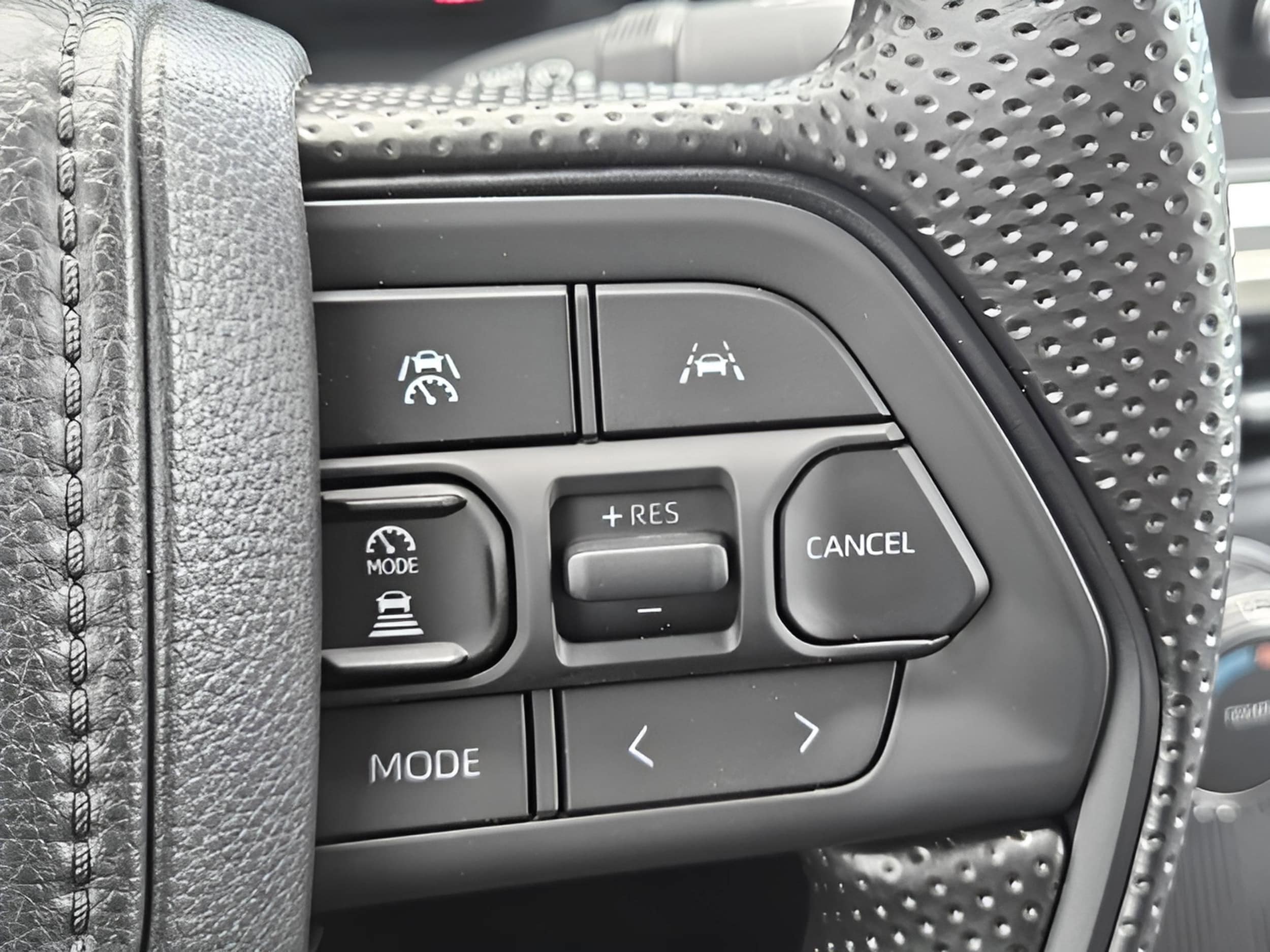2025 Toyota Tundra Platinum - Photo 20